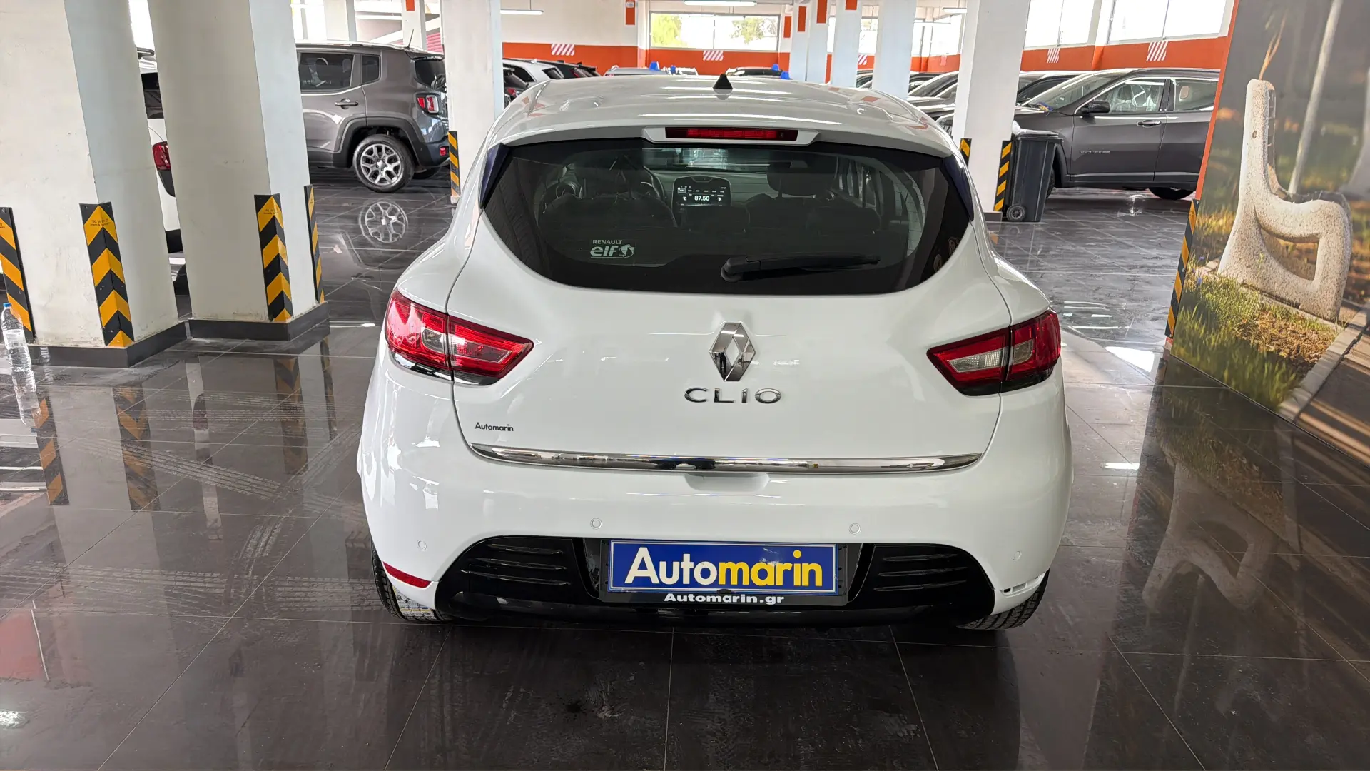 View 5 - Renault Clio - 2017