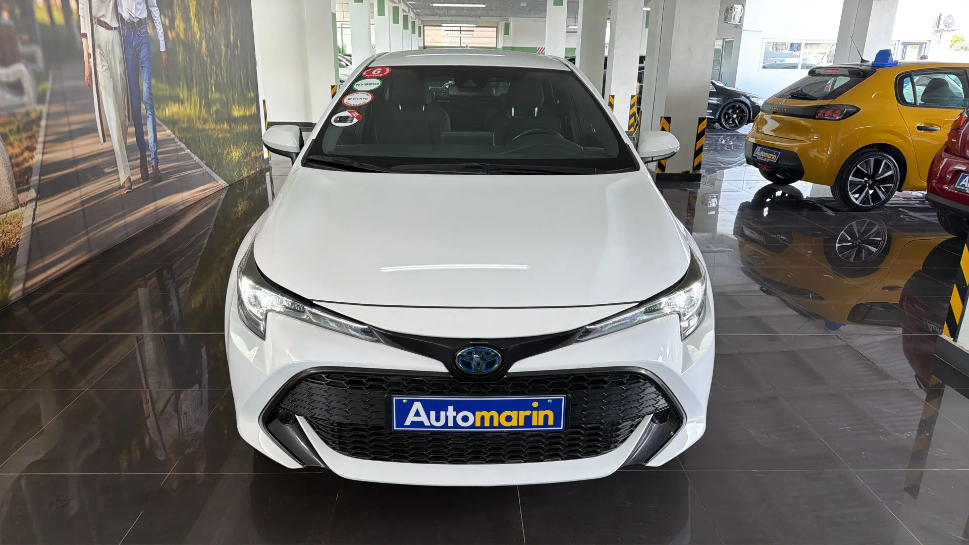View 2 - Toyota Corolla - 2022