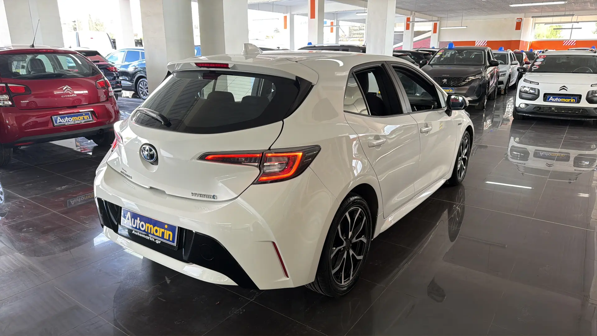 View 4 - Toyota Corolla - 2022