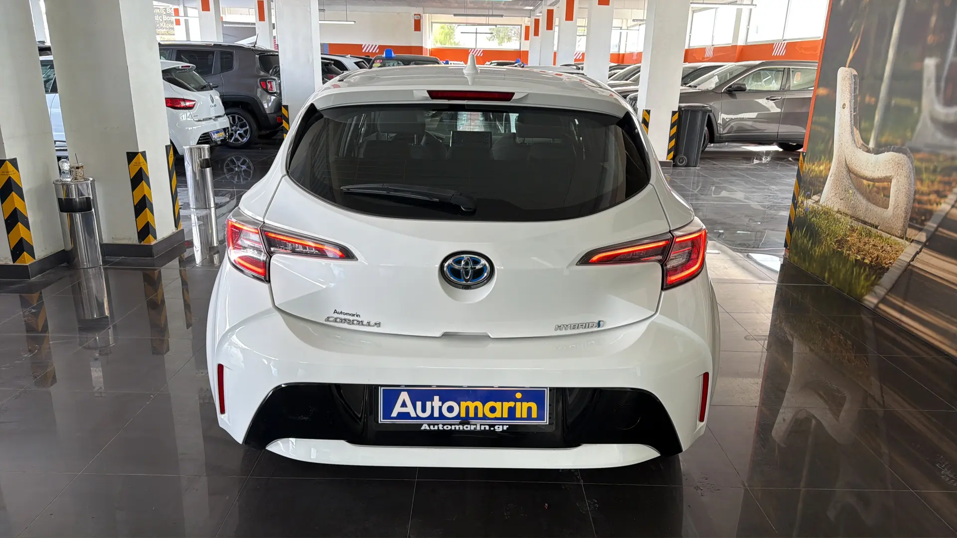 View 5 - Toyota Corolla - 2022