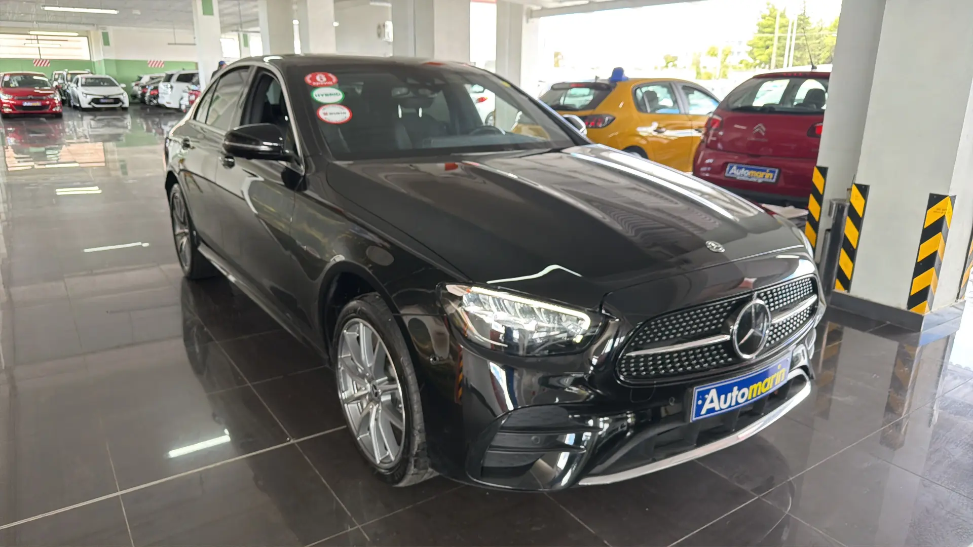 View 3 - Mercedes-Benz E 300 - 2020
