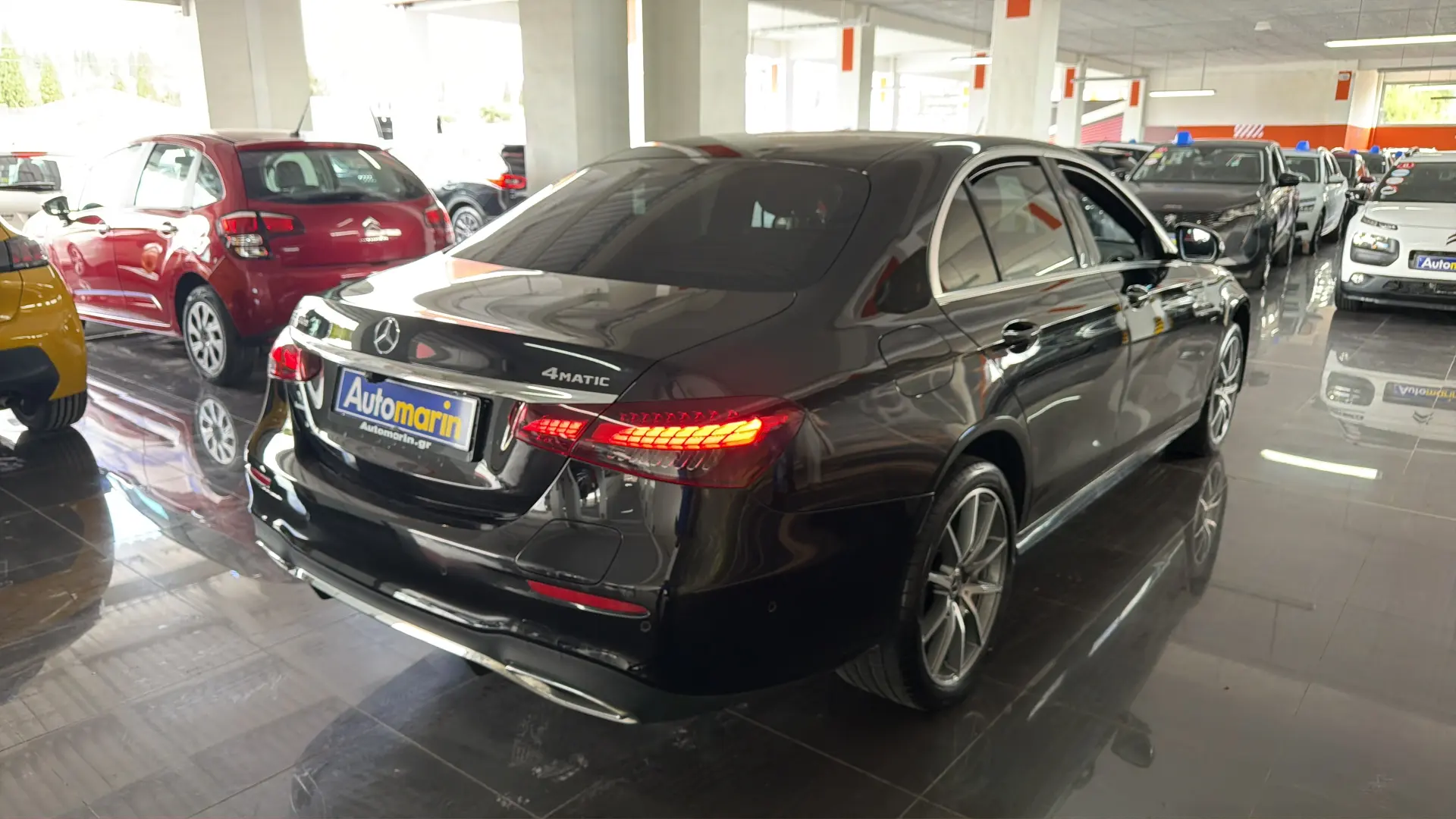 View 4 - Mercedes-Benz E 300 - 2020