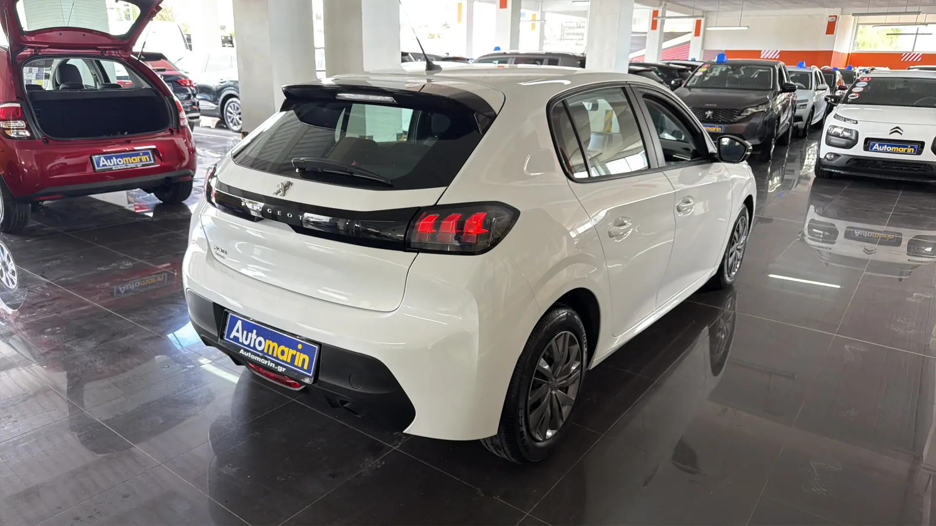 View 4 - Peugeot 208 - 2022