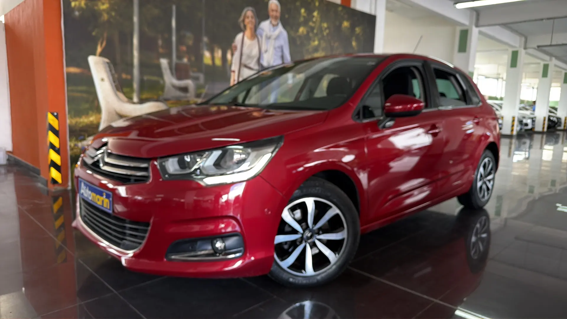 View 1 - Citroen C4 - 2017