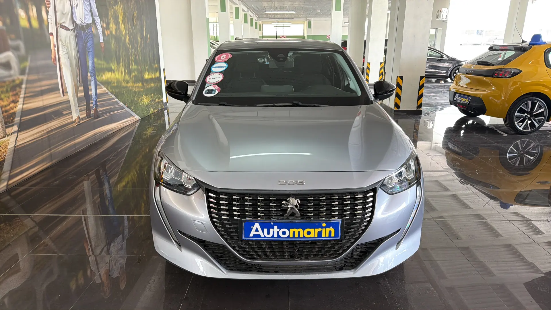 View 2 - Peugeot 208 - 2022