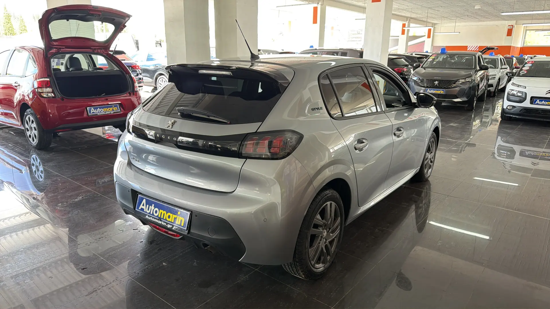 View 4 - Peugeot 208 - 2022