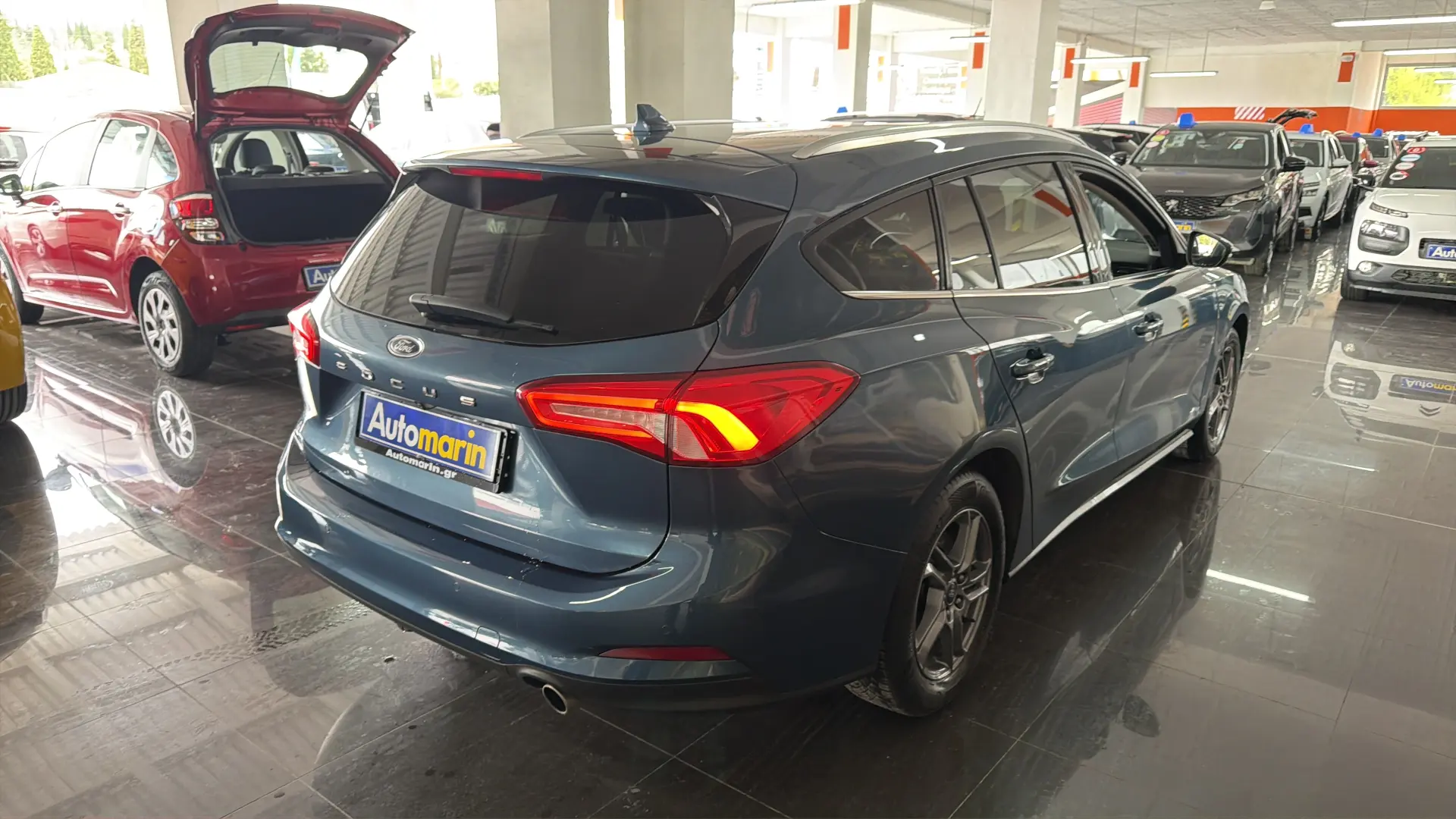 View 4 - Ford Focus - 2021