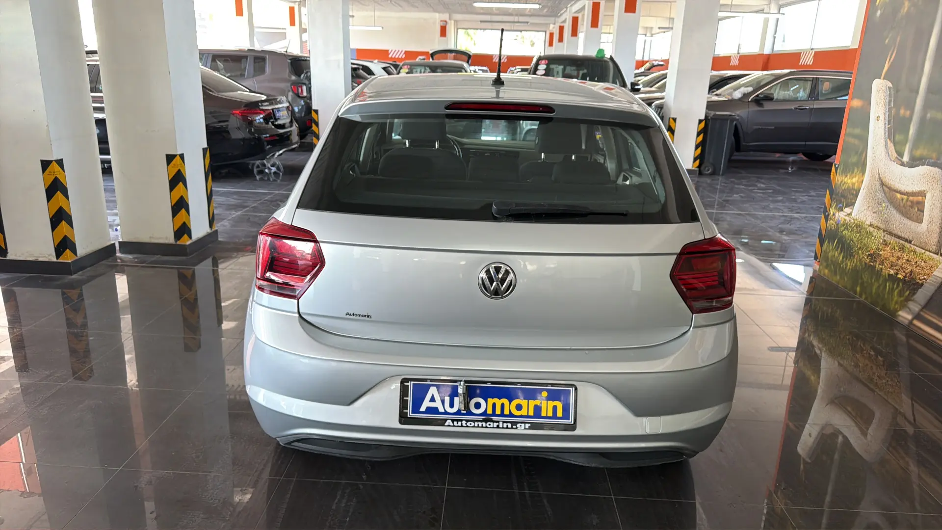 View 5 - Volkswagen Polo - 2018