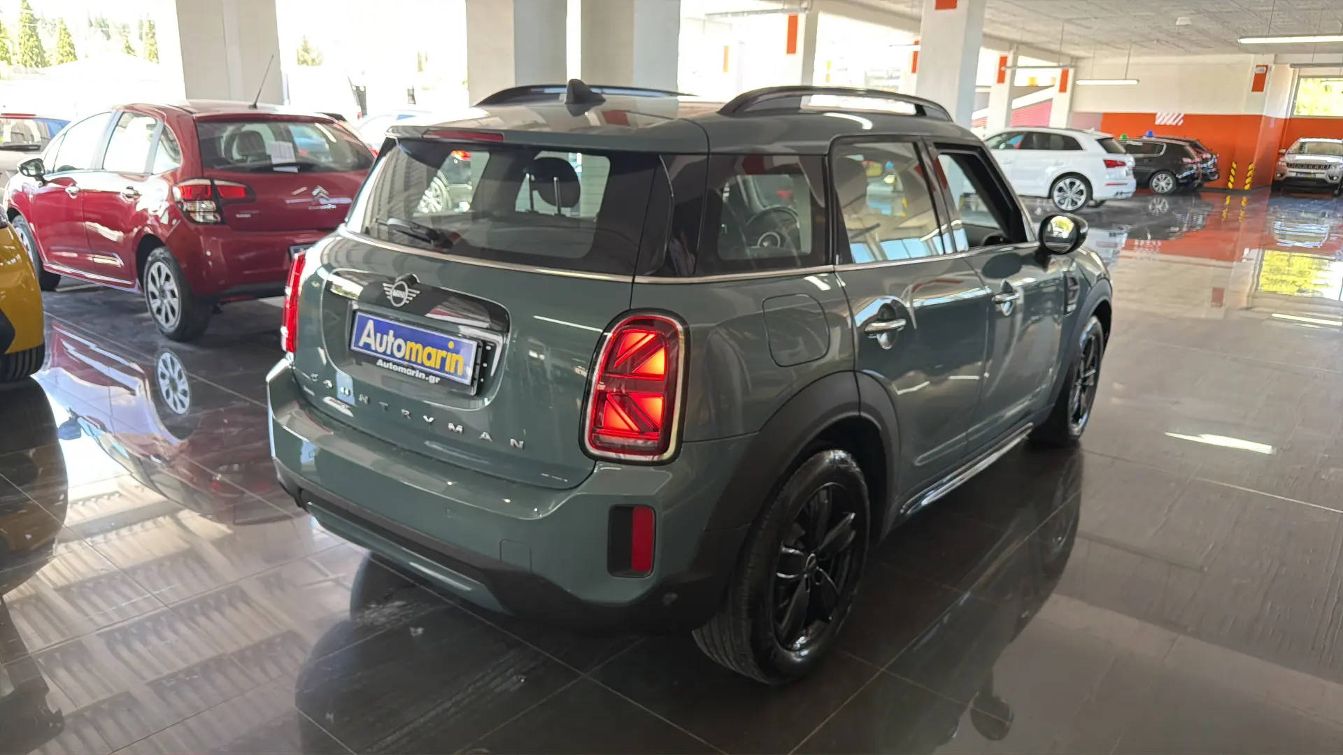 View 4 - Mini Countryman - 2022