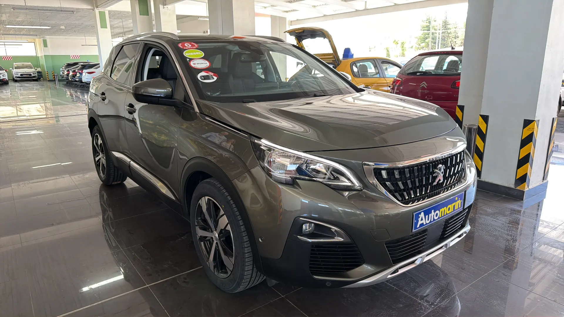 View 3 - Peugeot 3008 - 2019