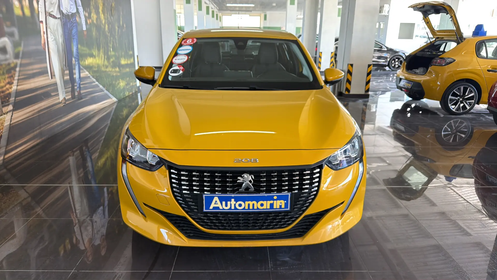 View 2 - Peugeot 208 - 2020