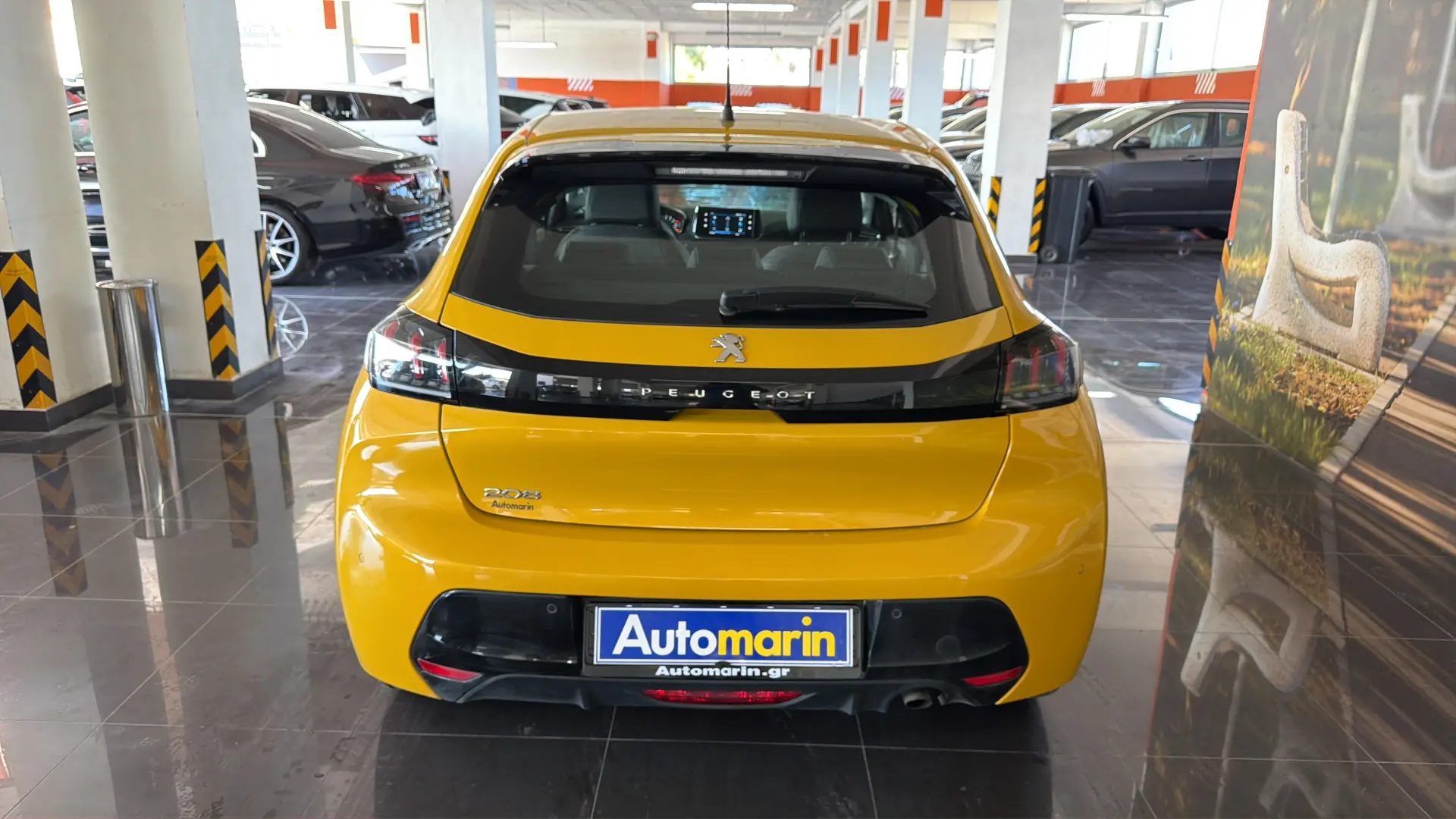 View 5 - Peugeot 208 - 2020