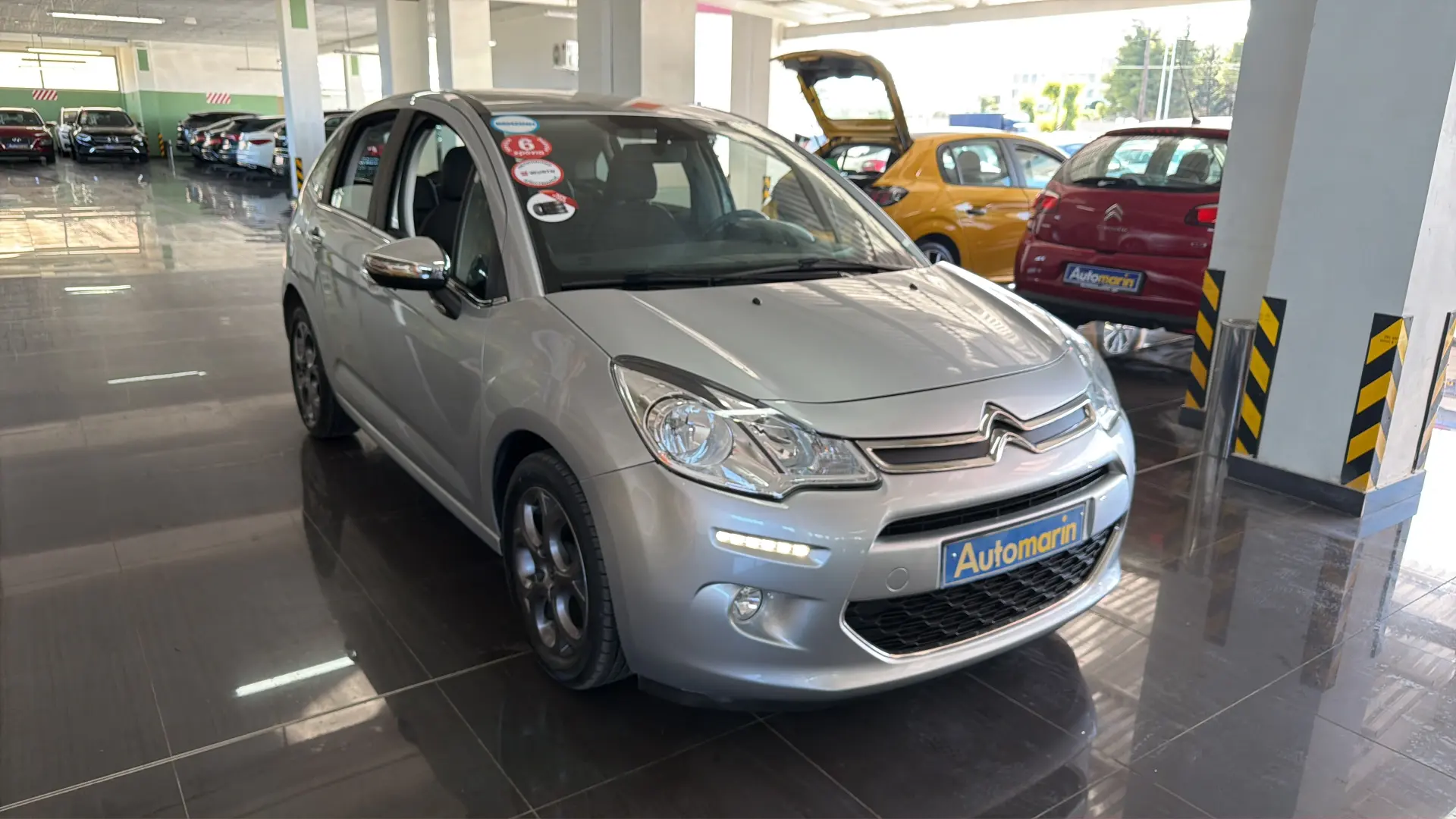 View 3 - Citroen C3 - 2015