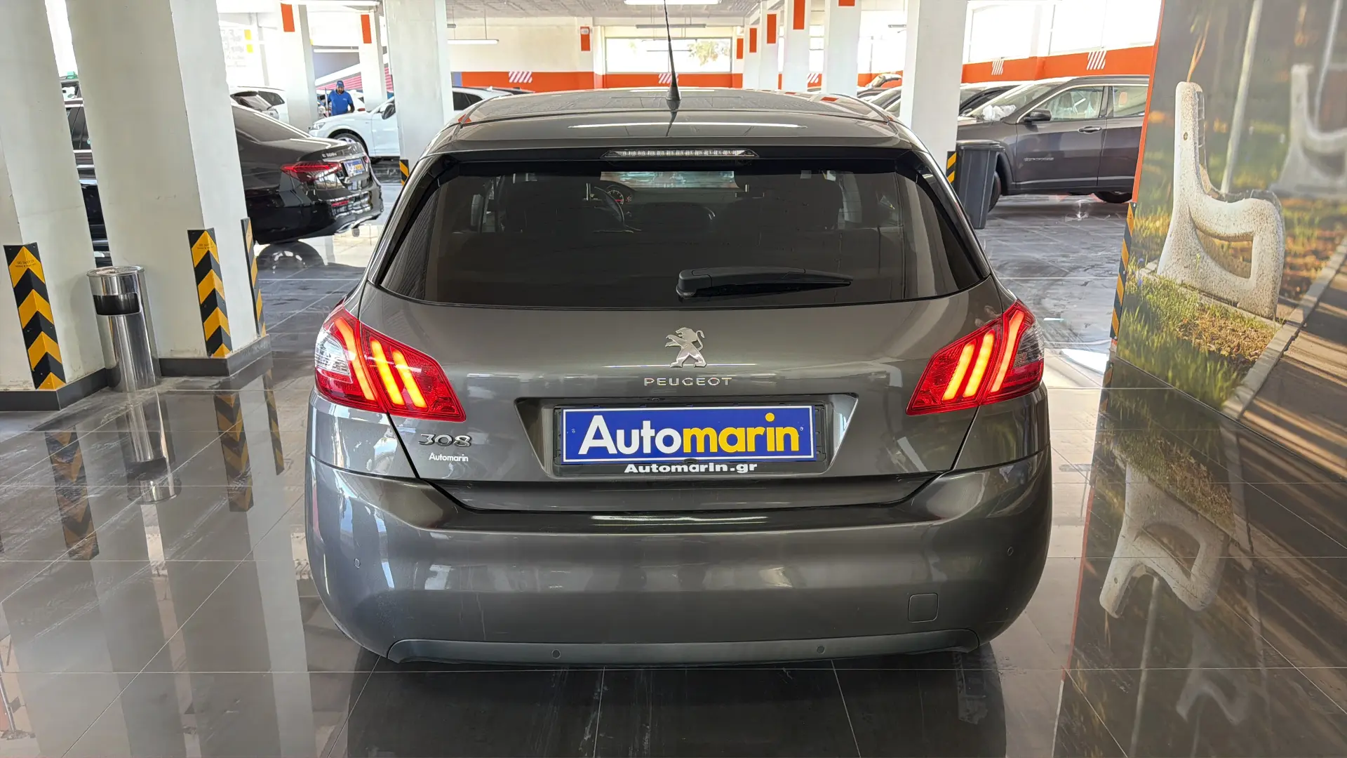 View 5 - Peugeot 308 - 2019