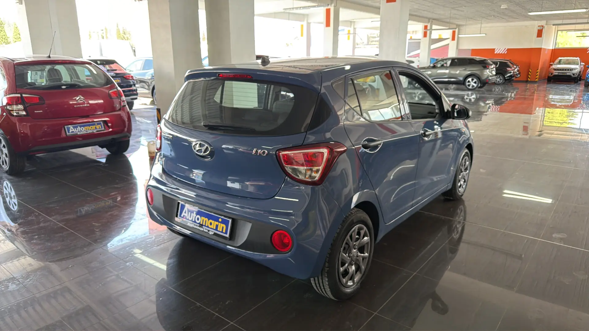 View 4 - Hyundai i 10 - 2017