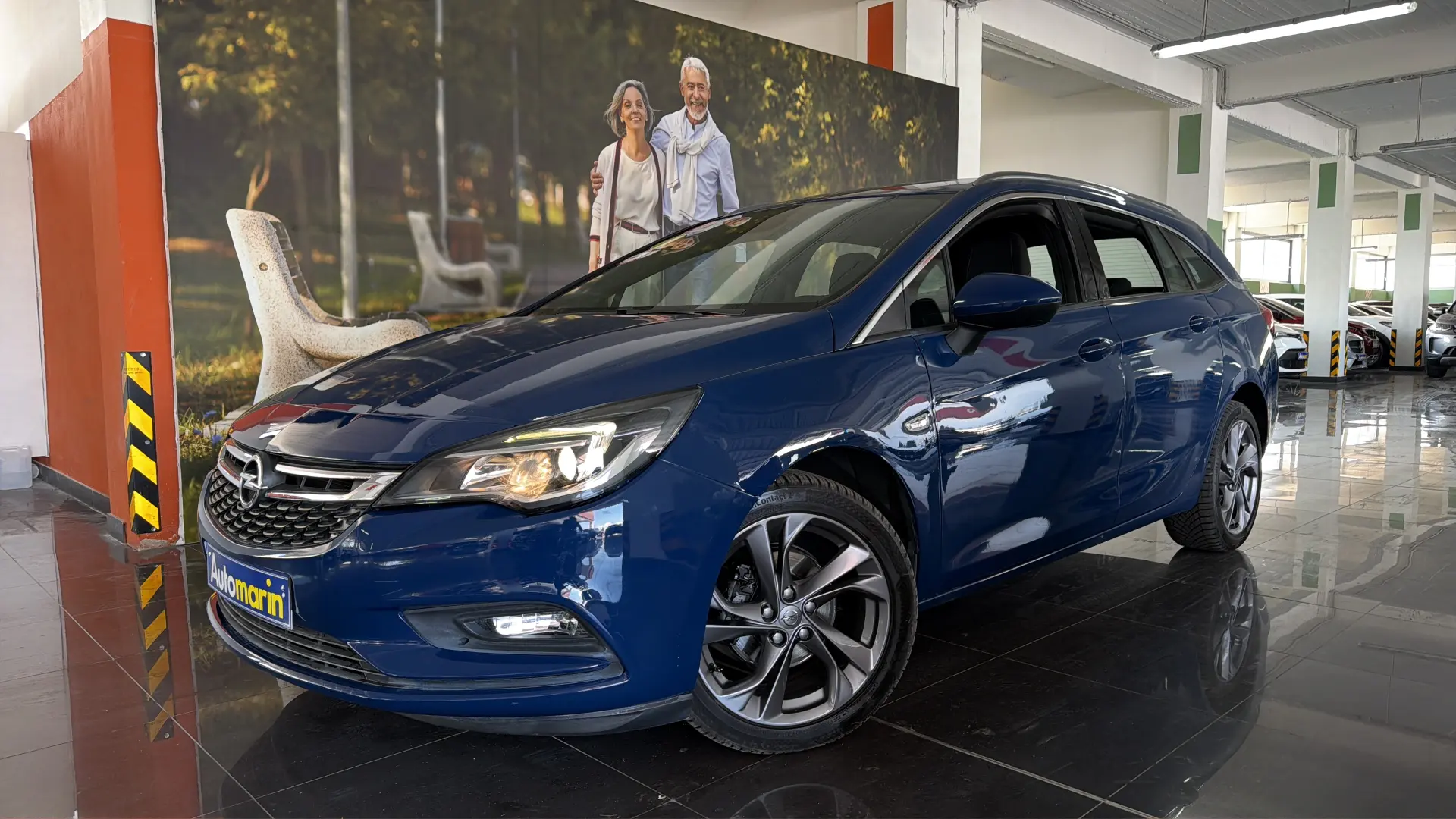 View 1 - Opel Astra - 2018