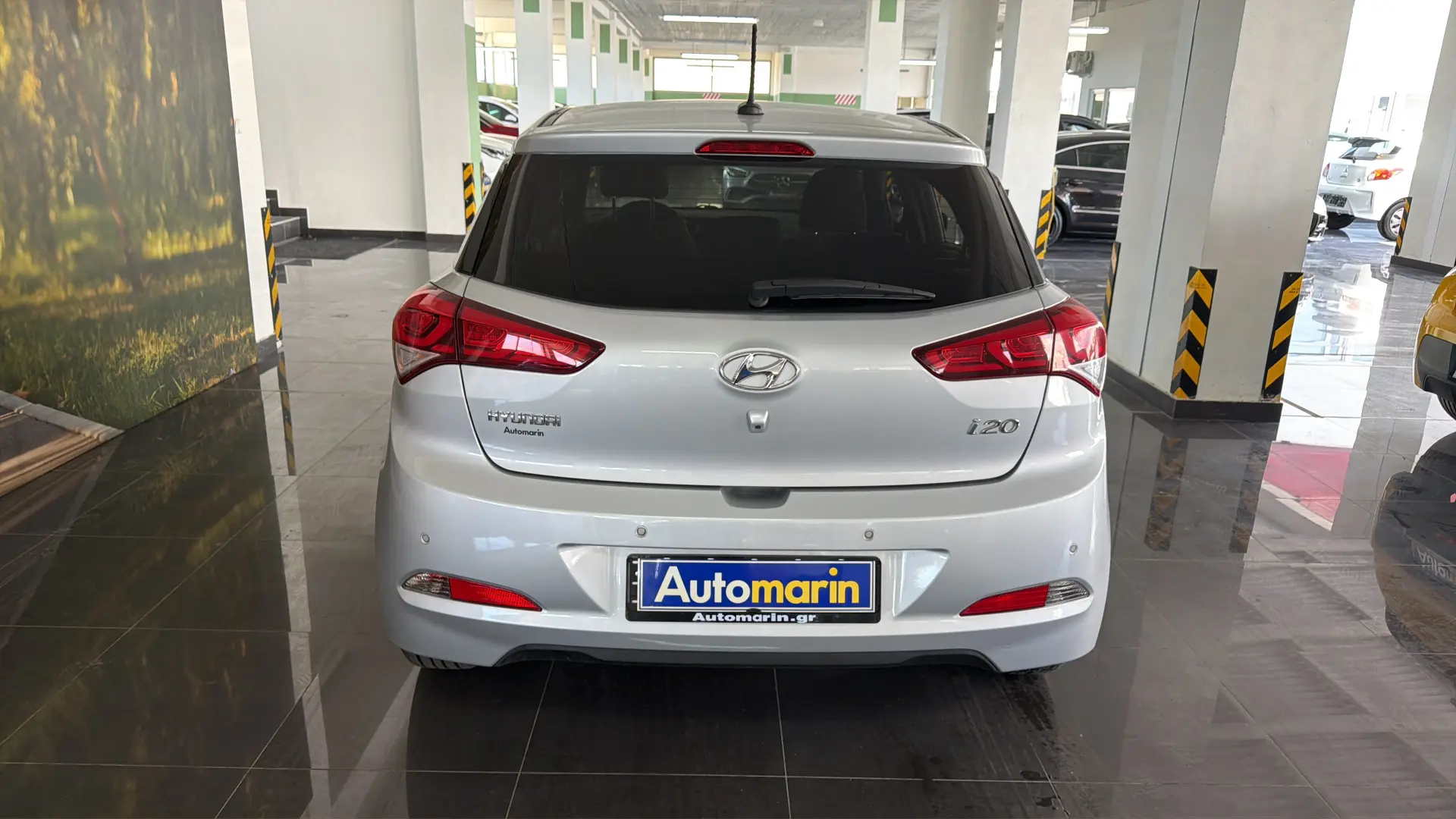 View 5 - Hyundai i 20 - 2018