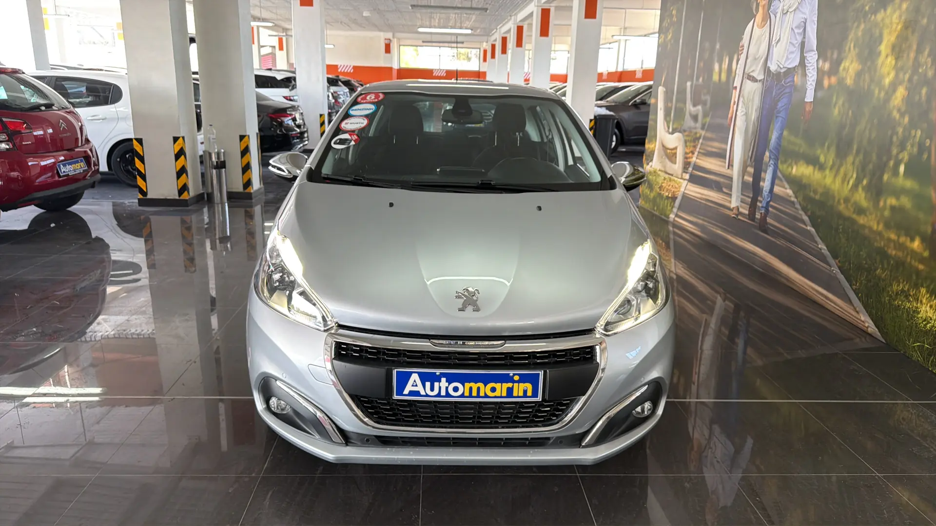 View 2 - Peugeot 208 - 2017