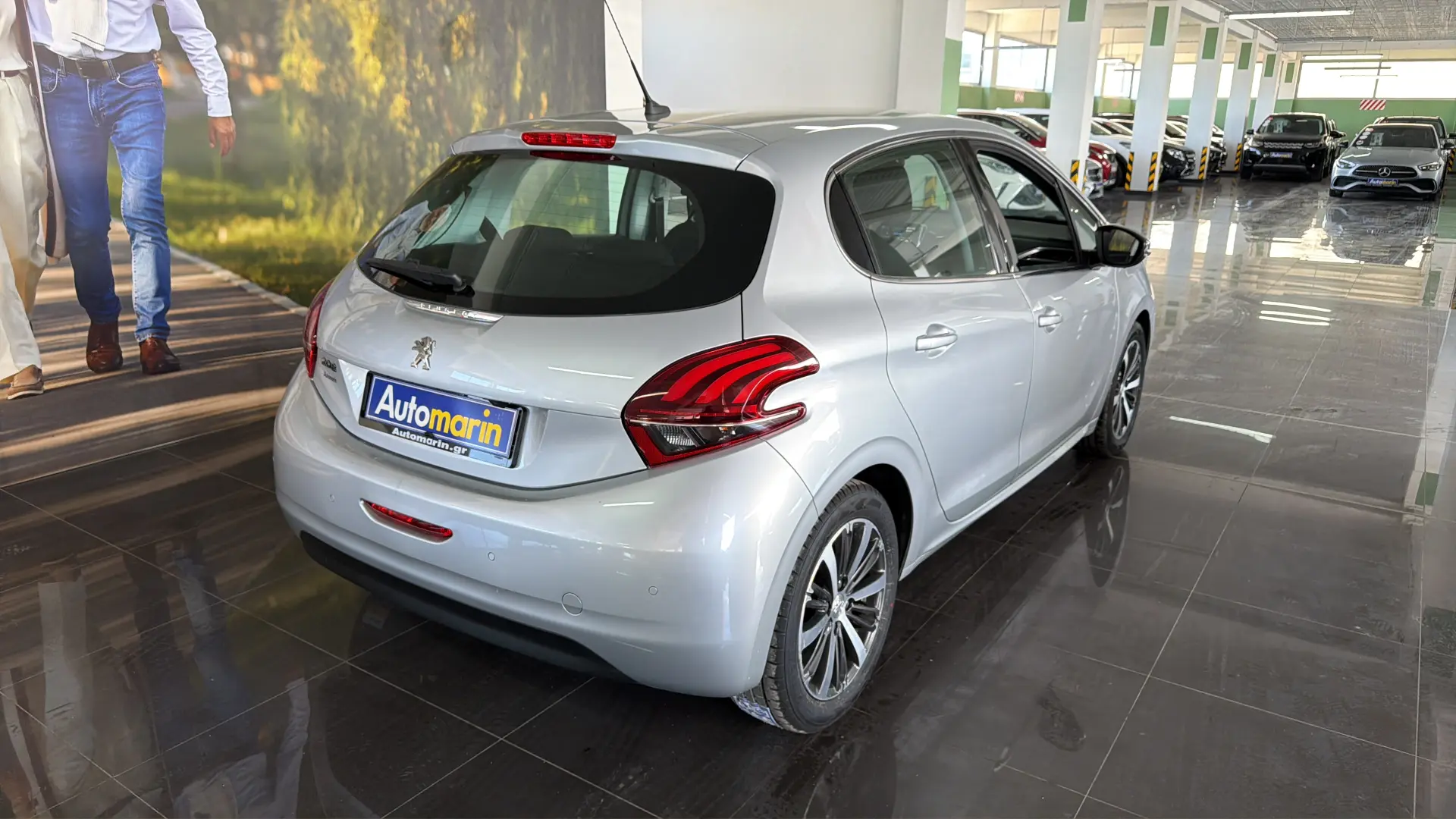 View 4 - Peugeot 208 - 2017