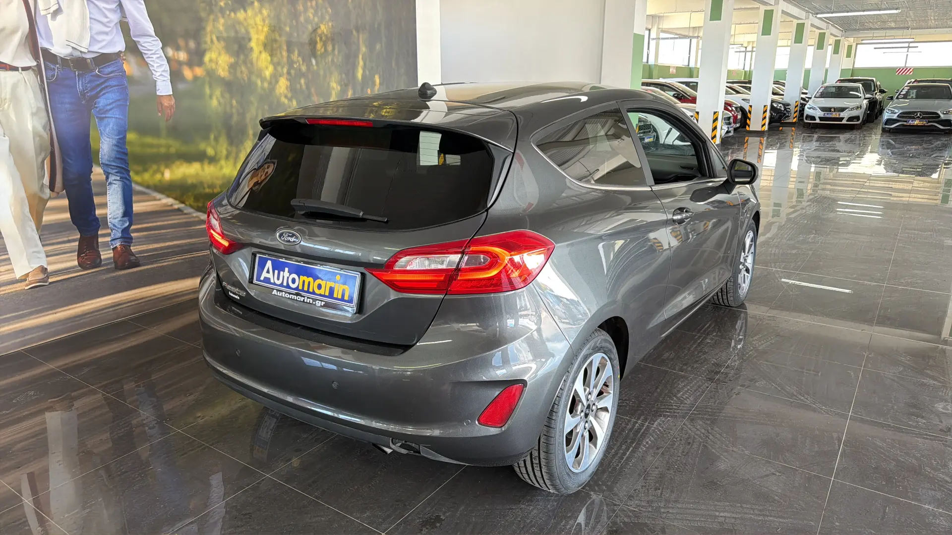 View 4 - Ford Fiesta - 2017