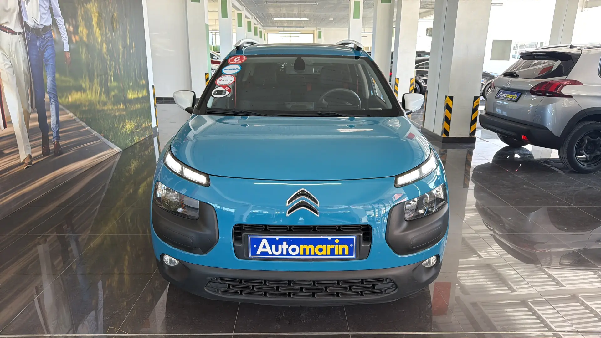 View 2 - Citroen C4 Cactus - 2016