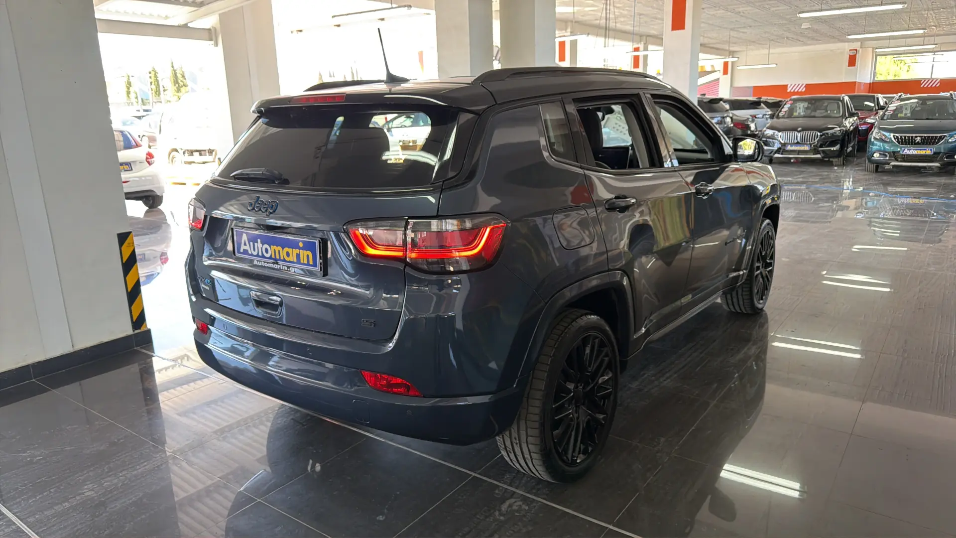 View 4 - Jeep Compass - 2022