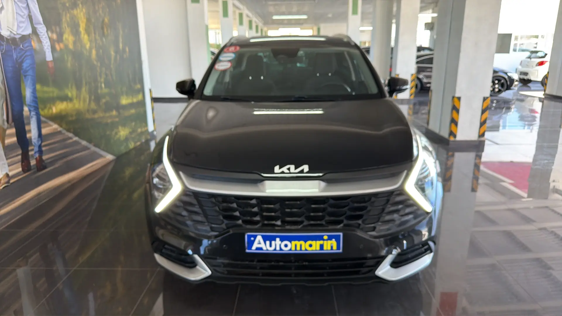 View 2 - Kia Sportage - 2023