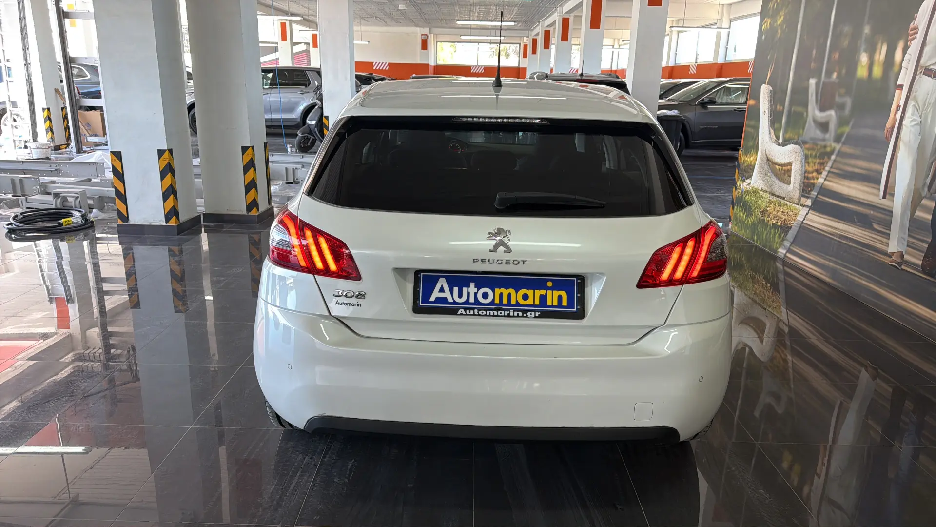 View 5 - Peugeot 308 - 2019