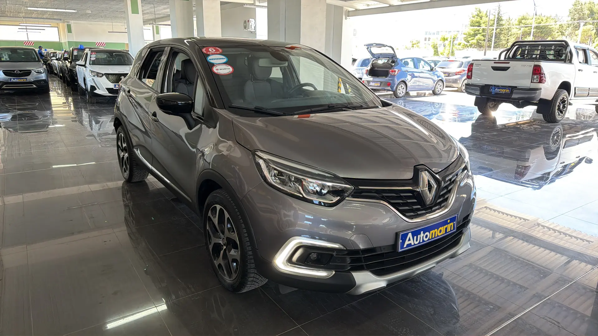 View 3 - Renault Captur - 2017