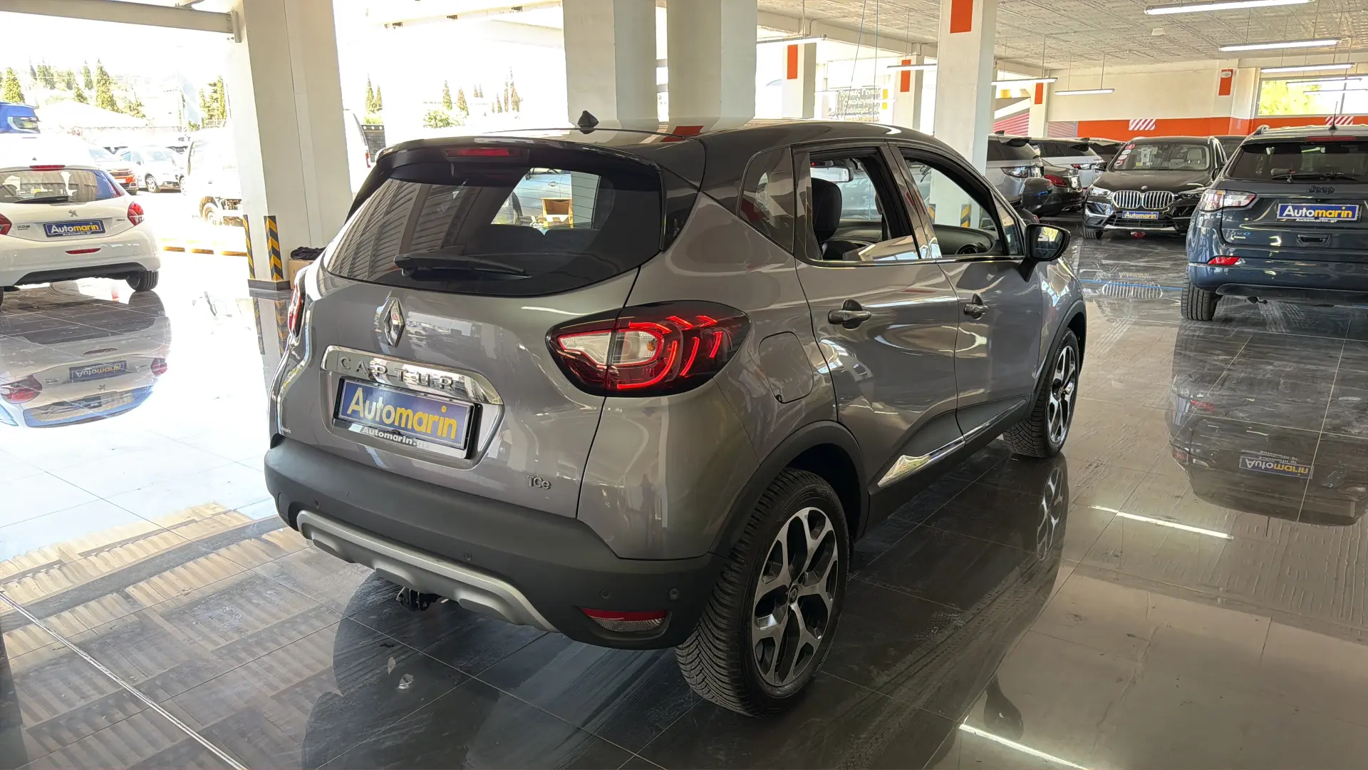 View 4 - Renault Captur - 2017