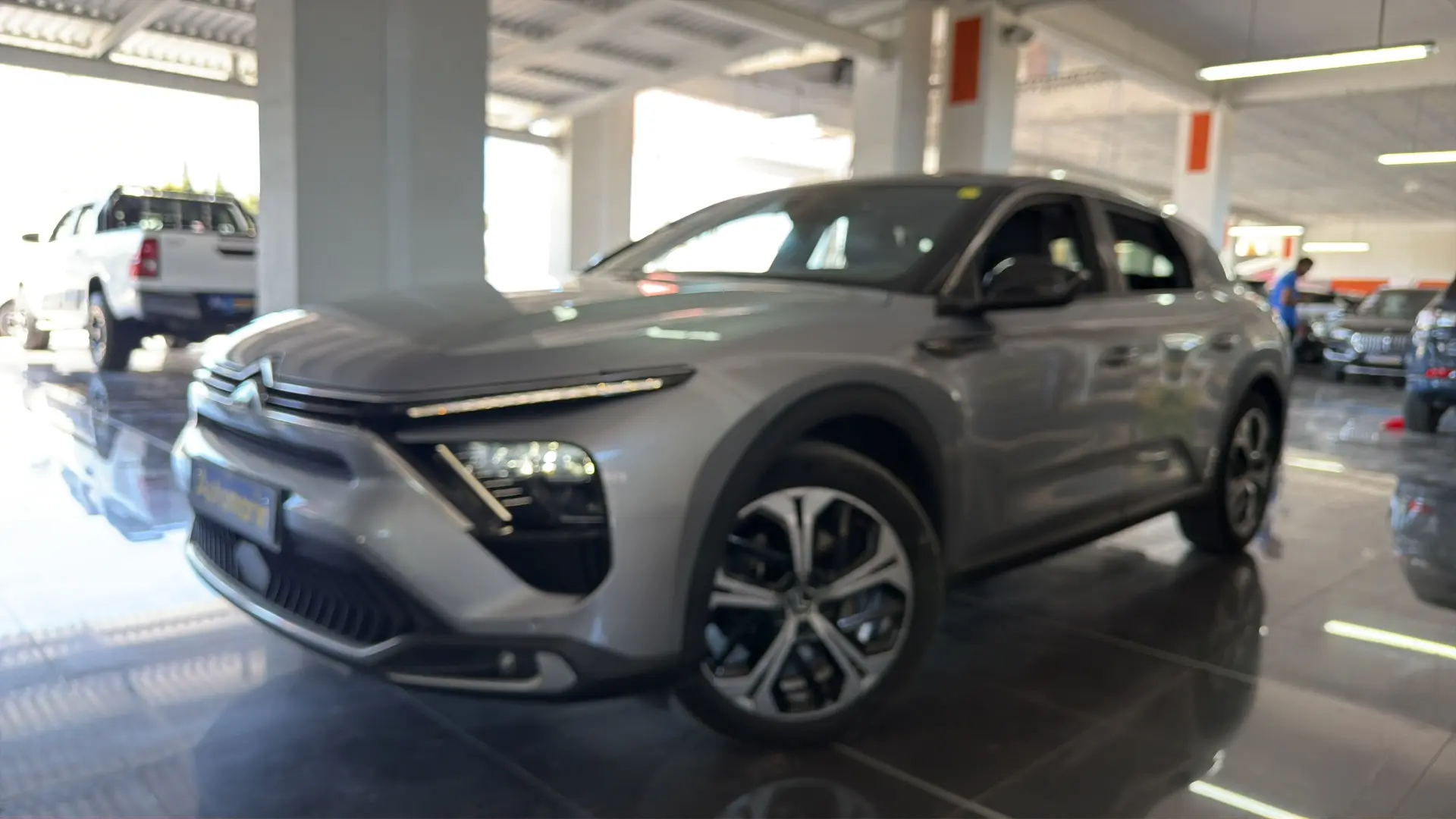 View 1 - Citroen C5 X - 2023