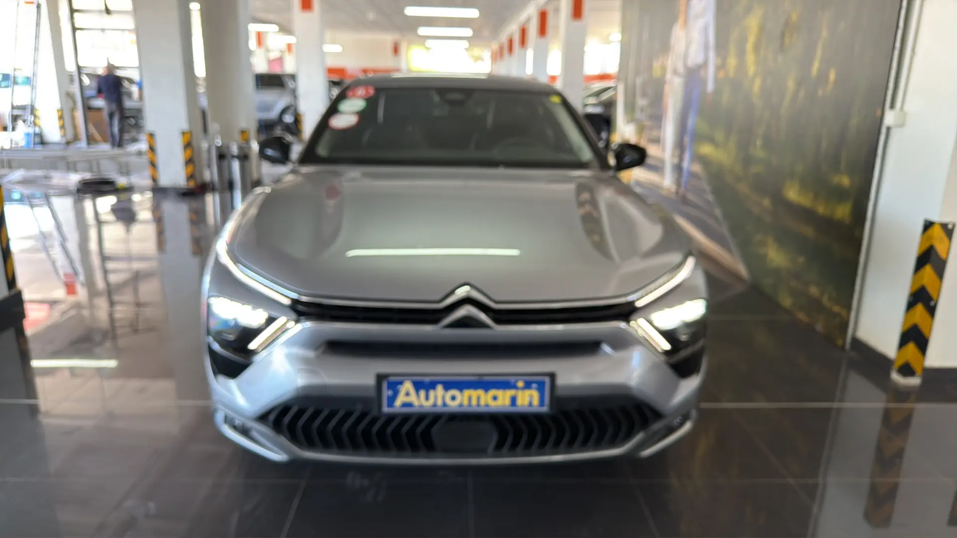 View 2 - Citroen C5 X - 2023