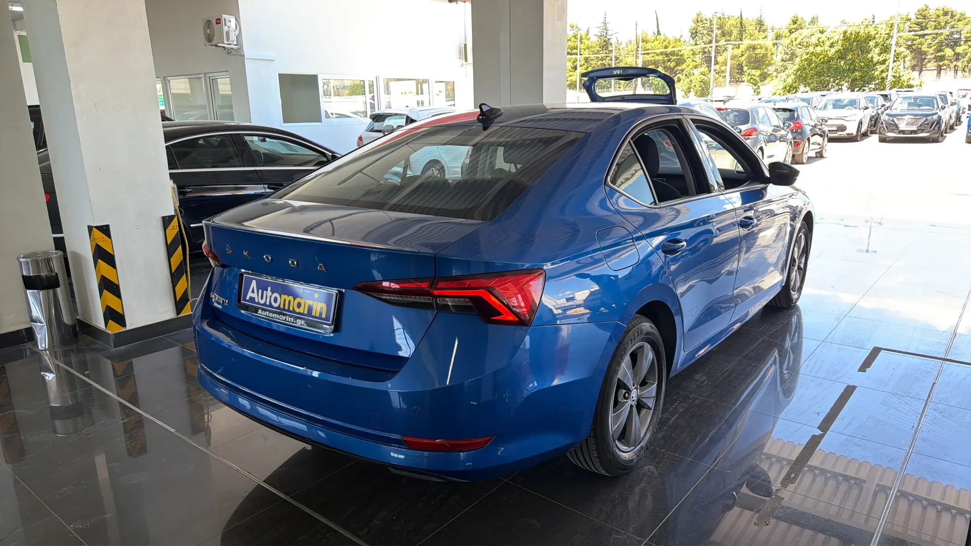 View 4 - Skoda Octavia - 2022