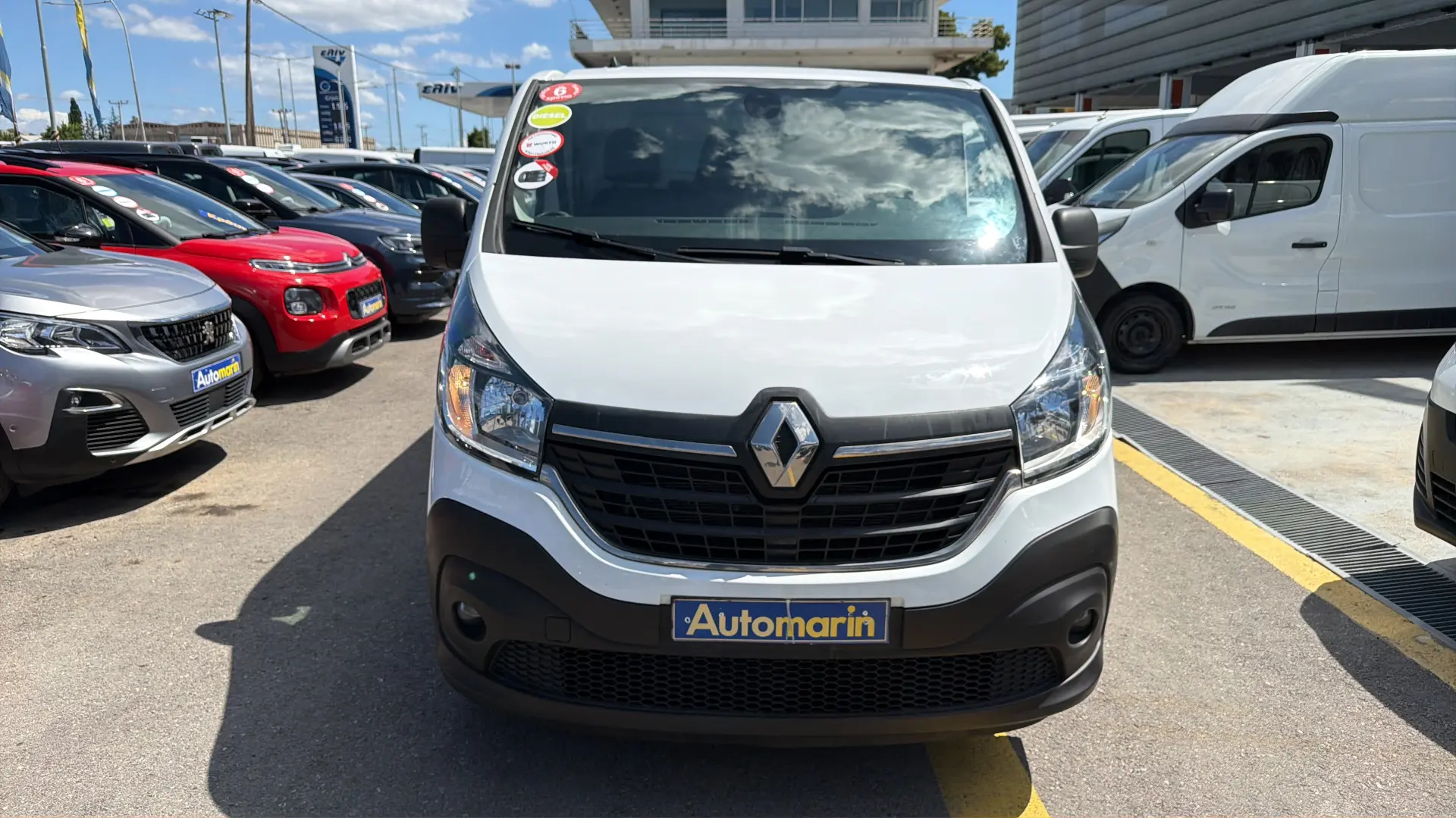 View 2 - Renault Trafic - 2021