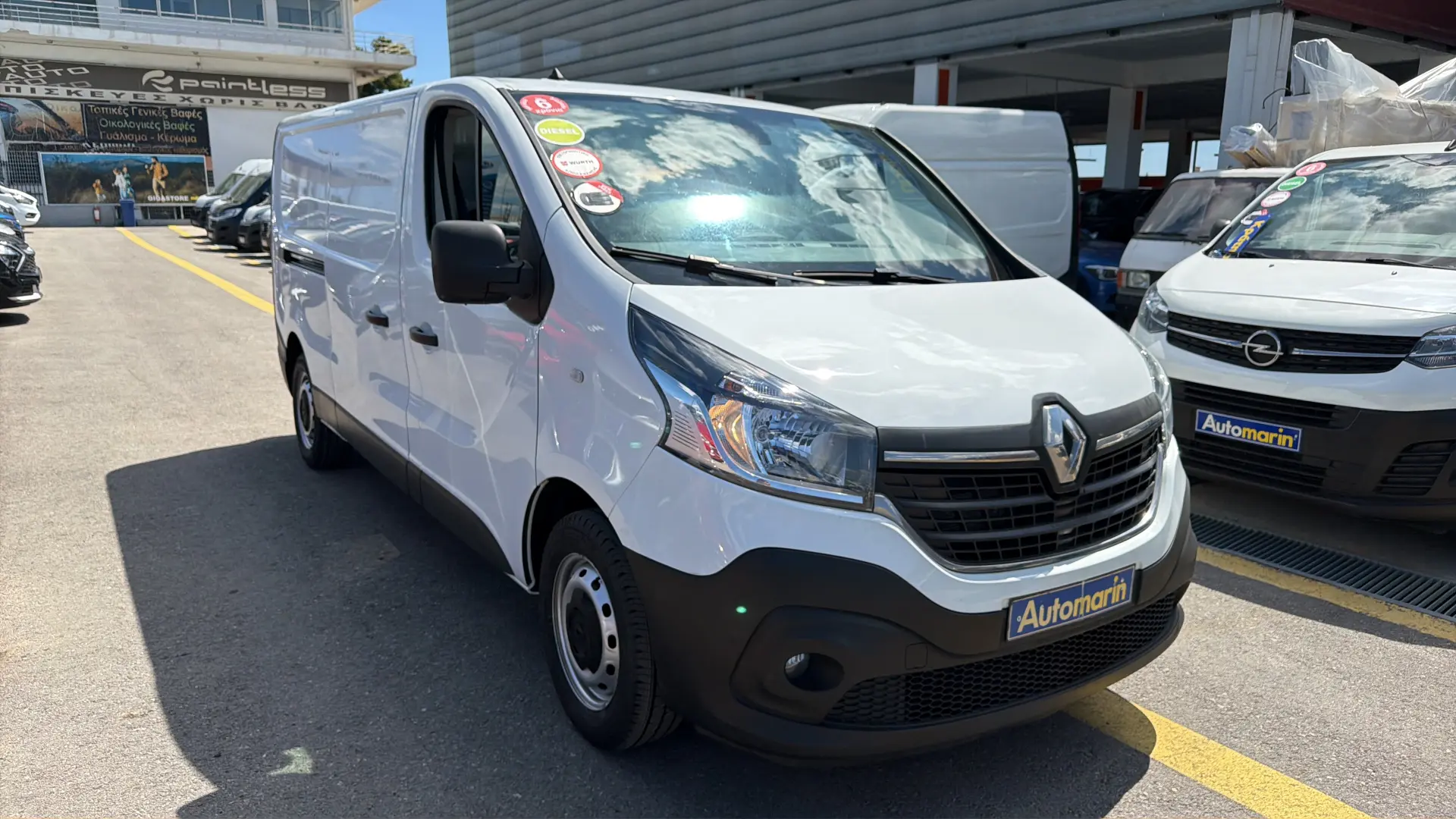 View 3 - Renault Trafic - 2021