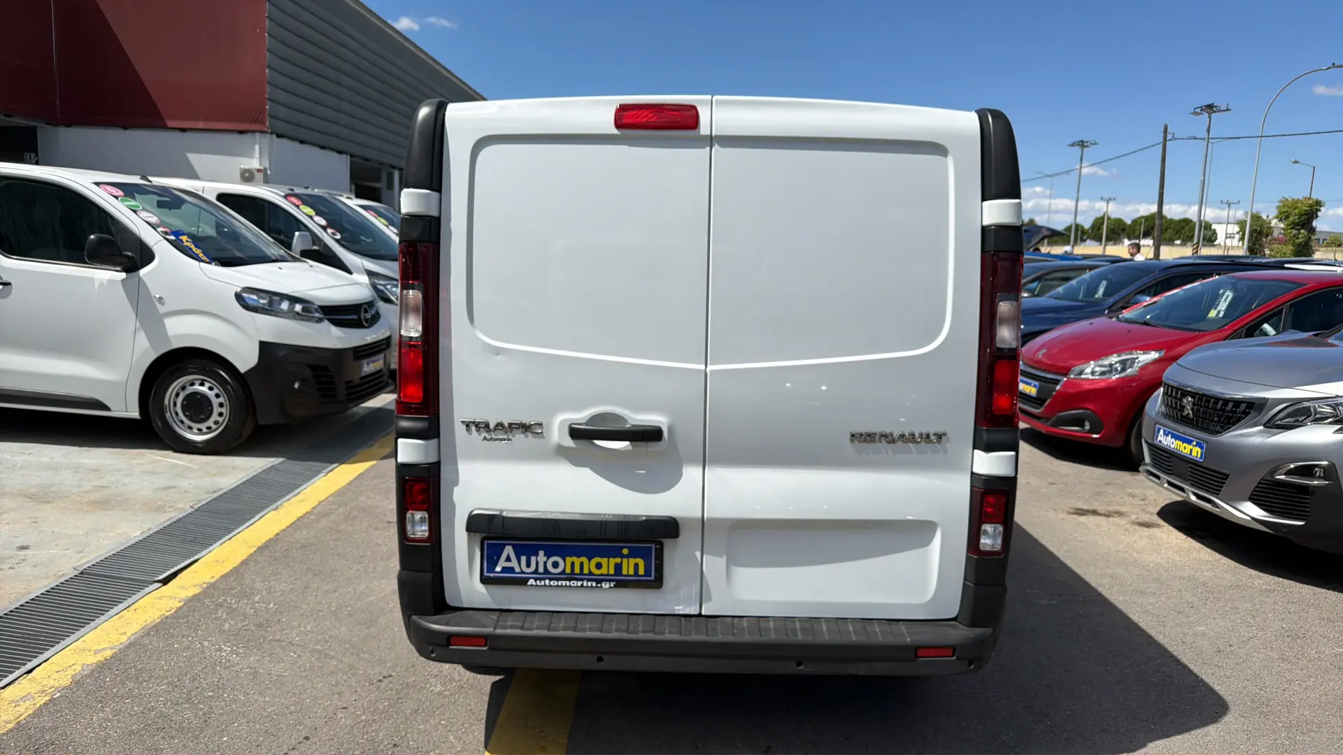 View 5 - Renault Trafic - 2021