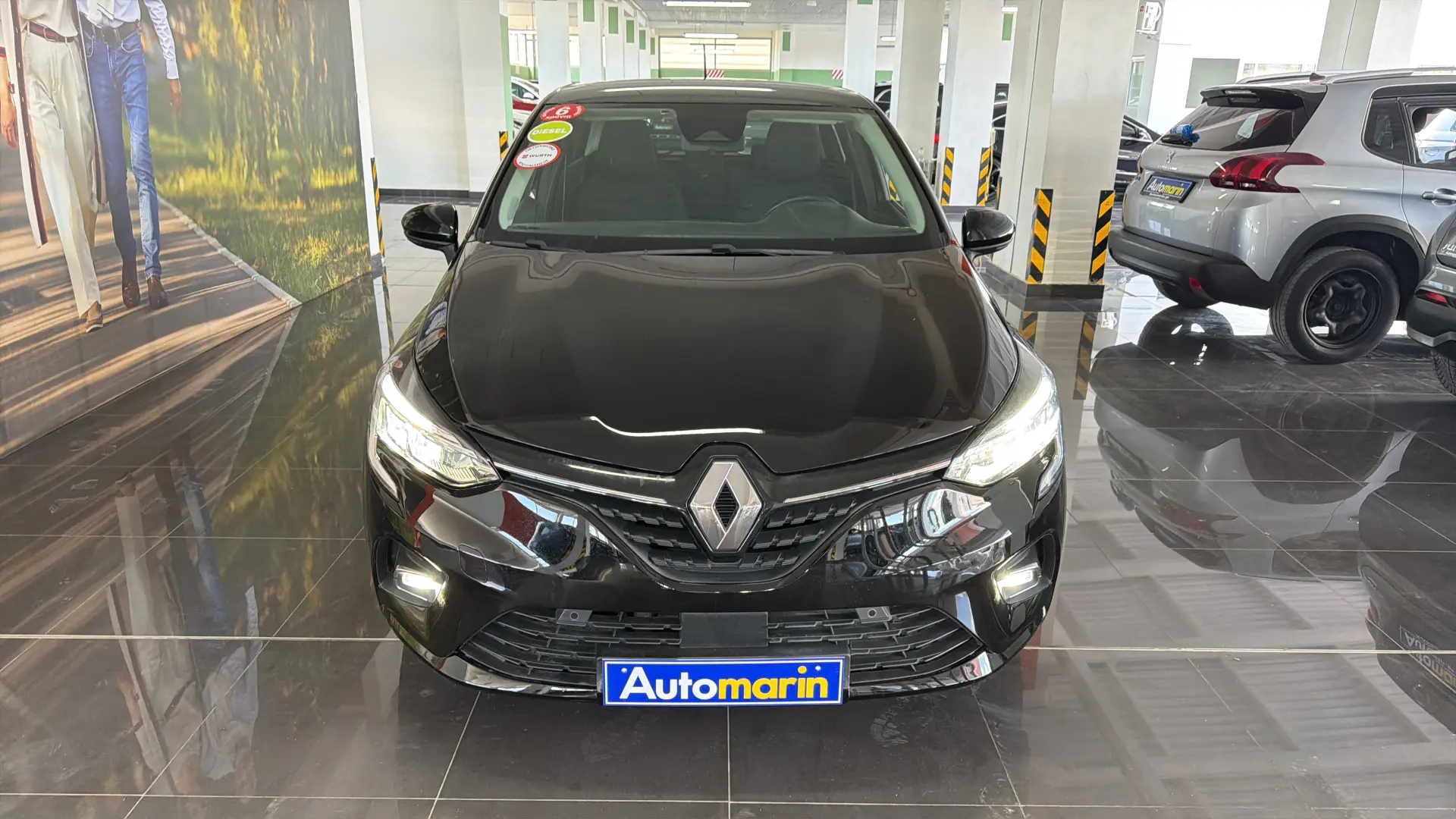 View 2 - Renault Clio - 2020