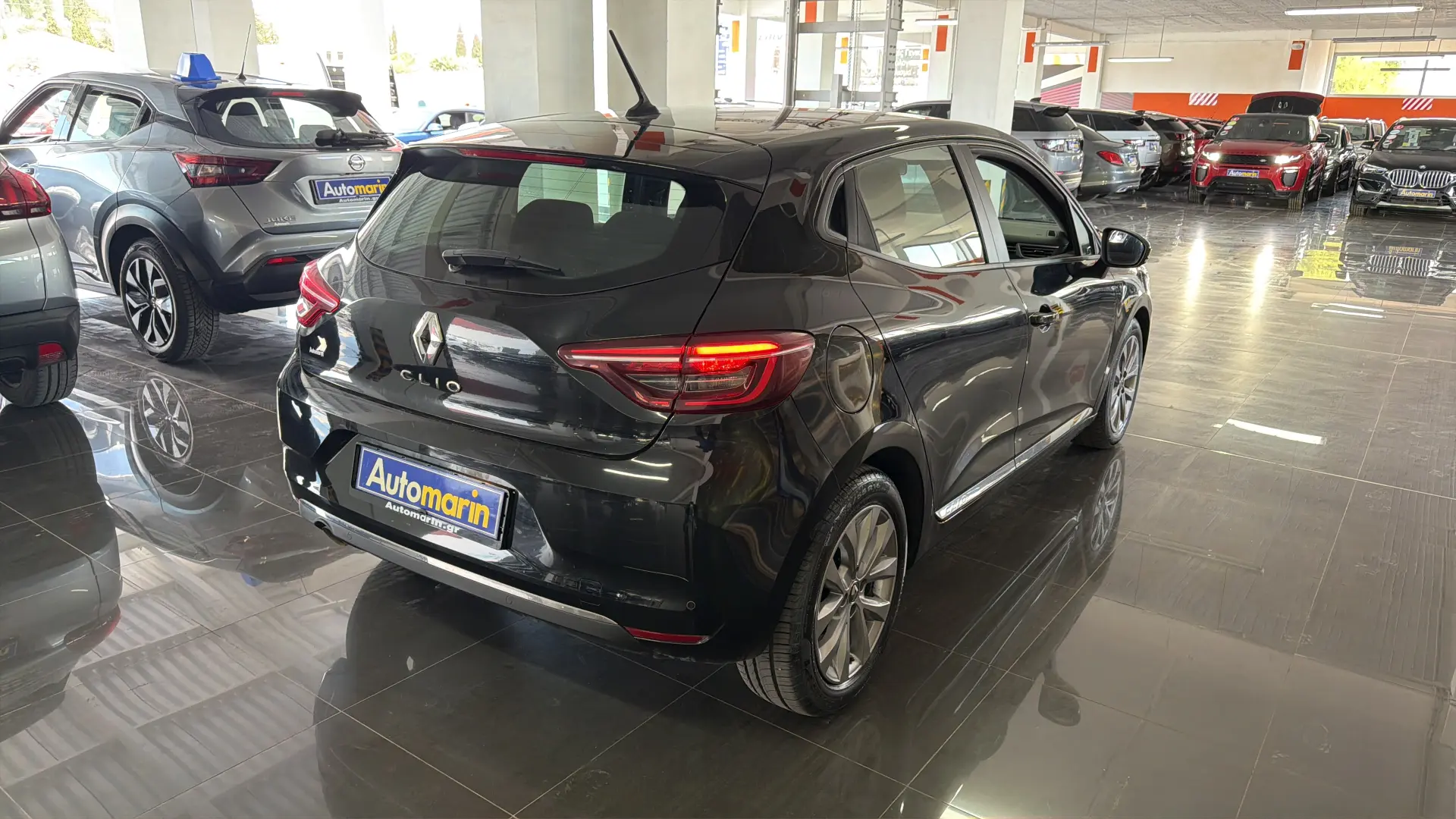 View 4 - Renault Clio - 2020