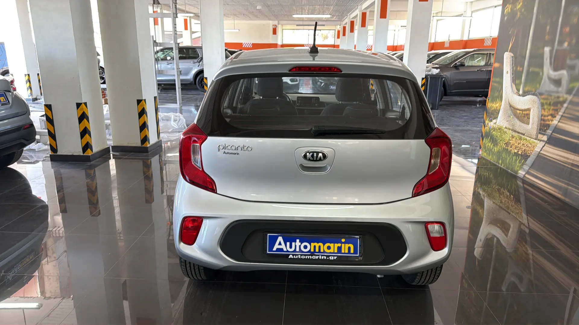 View 5 - Kia Picanto - 2021