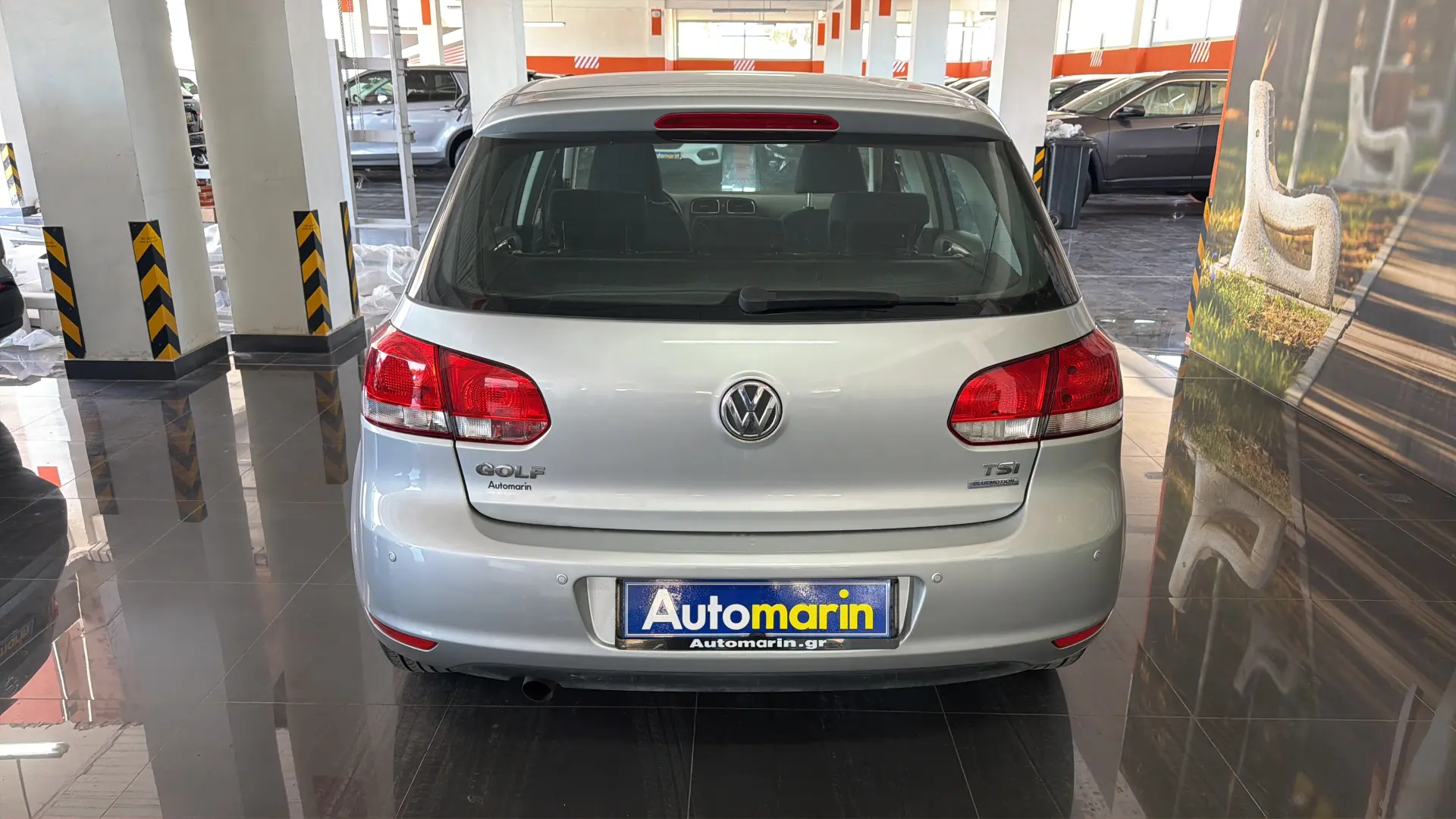 View 5 - Volkswagen Golf - 2011
