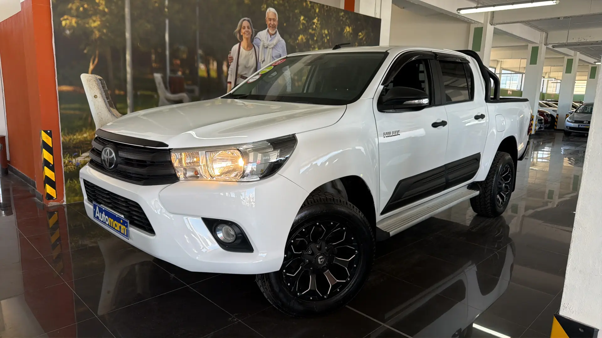 View 1 - Toyota Hilux - 2017