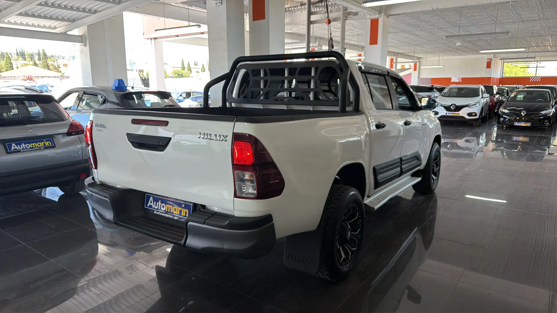 View 4 - Toyota Hilux - 2017