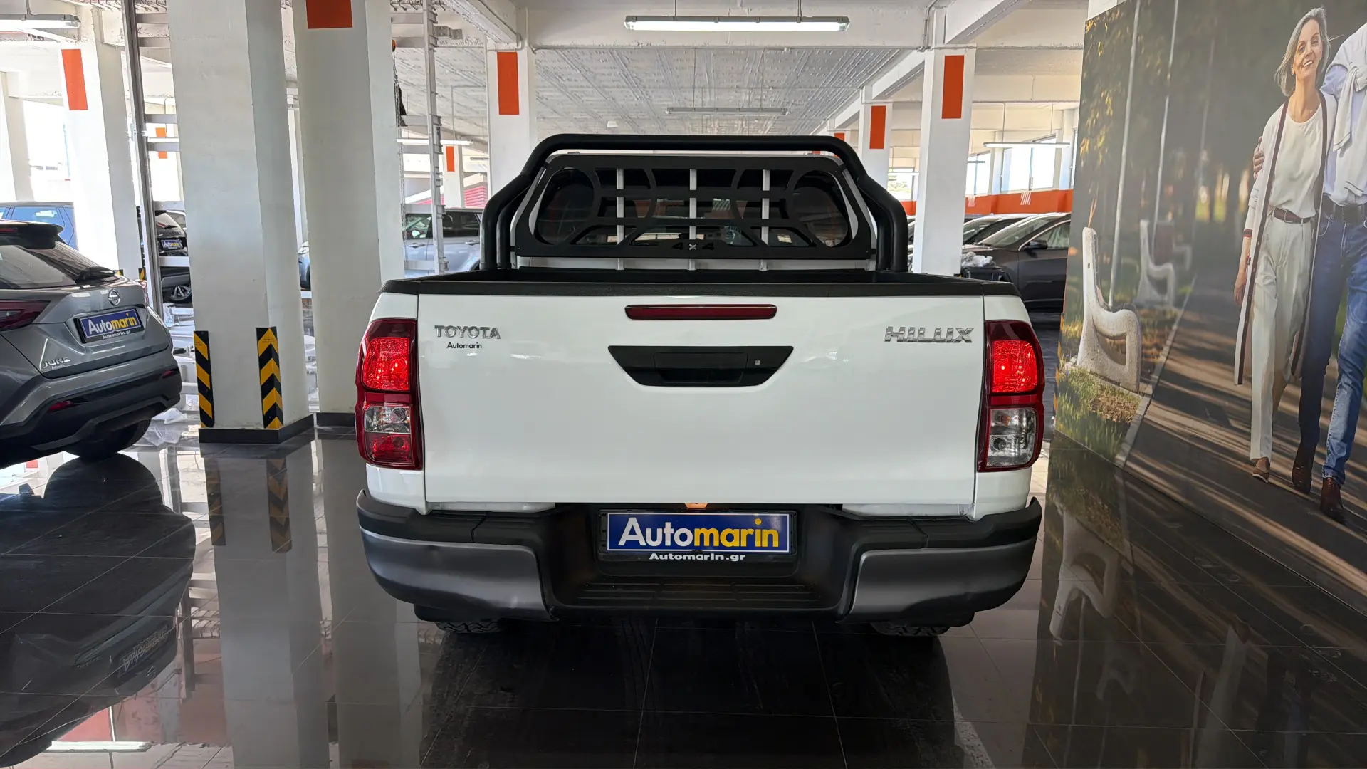 View 5 - Toyota Hilux - 2017