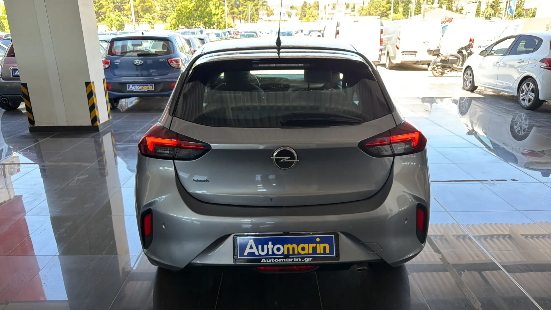 View 5 - Opel Corsa - 2021