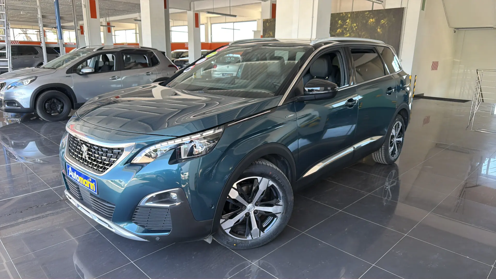 View 1 - Peugeot 5008 - 2019