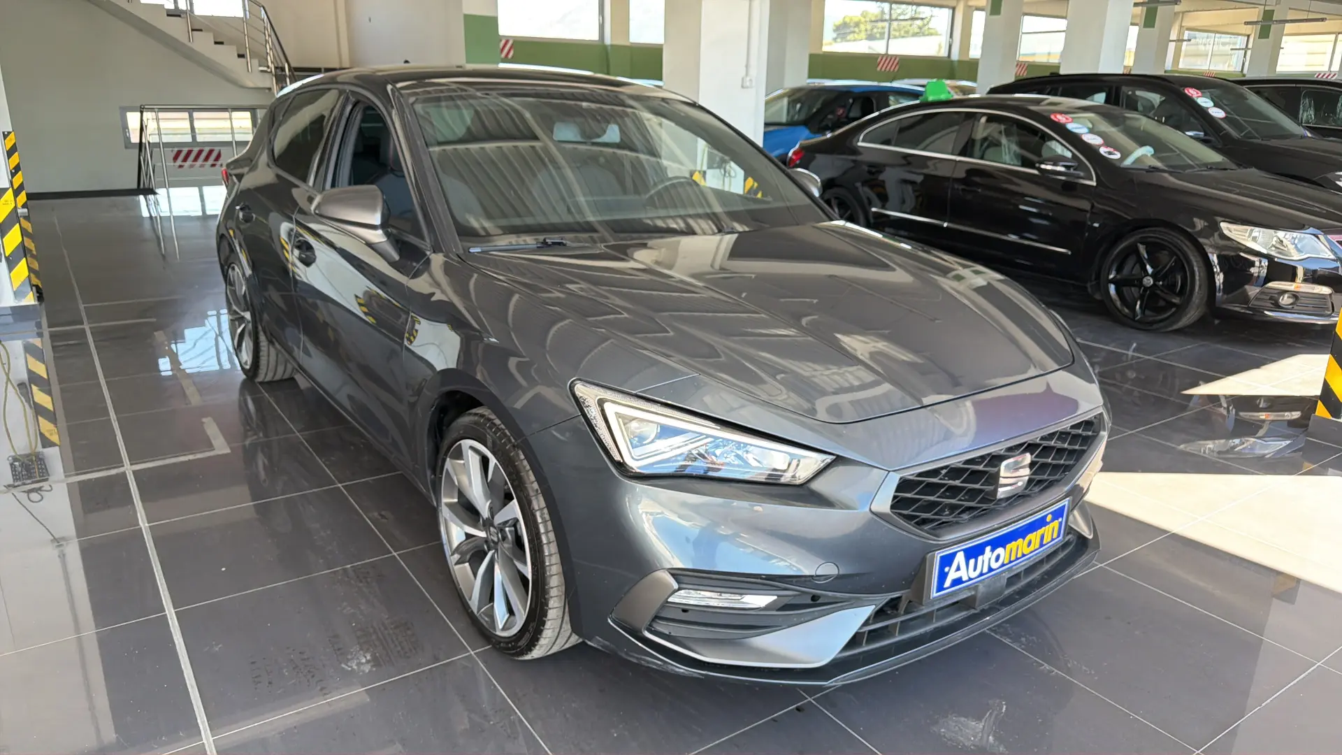 View 3 - Seat Leon - 2021
