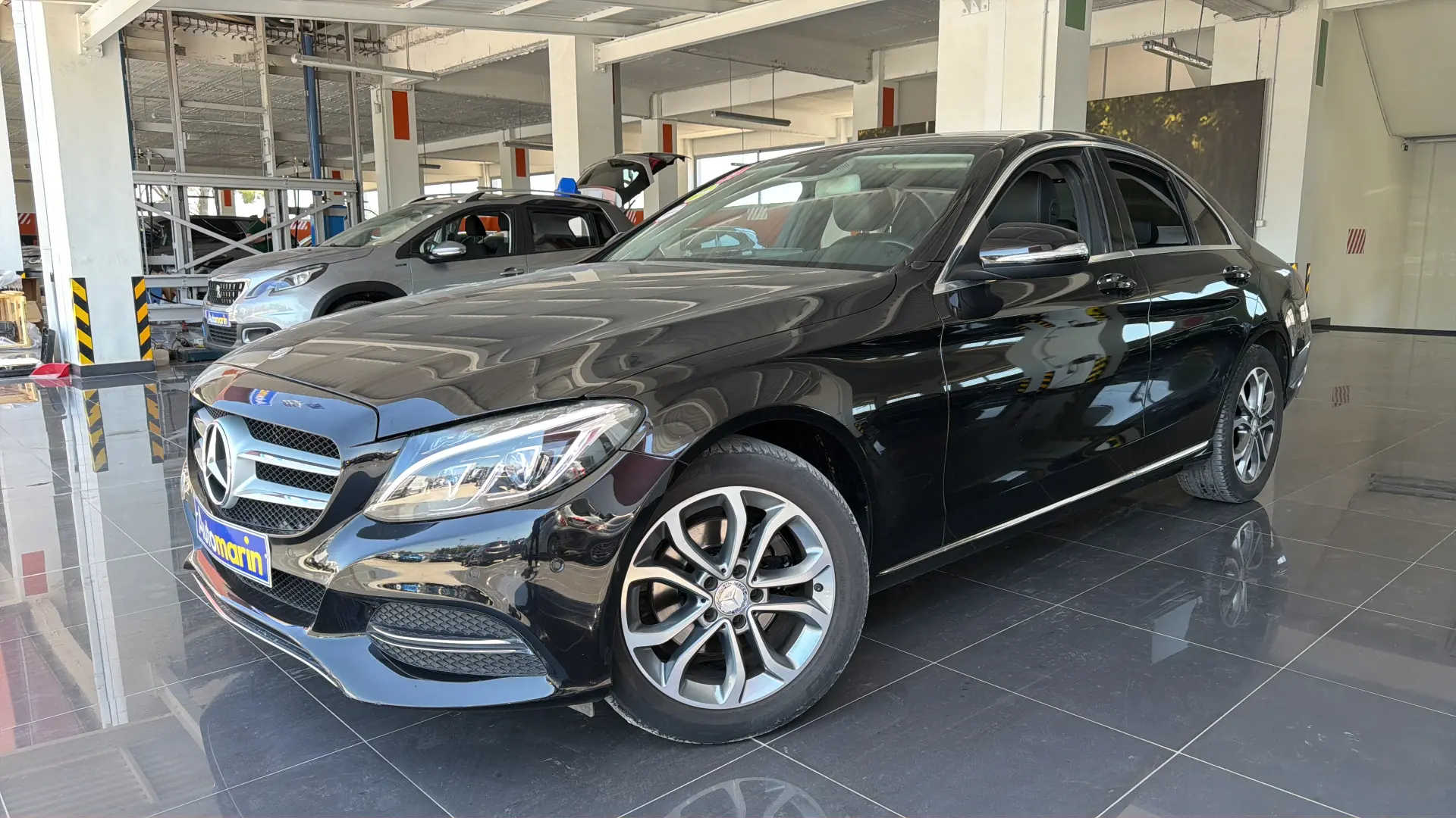 View 1 - Mercedes-Benz C 220 - 2014