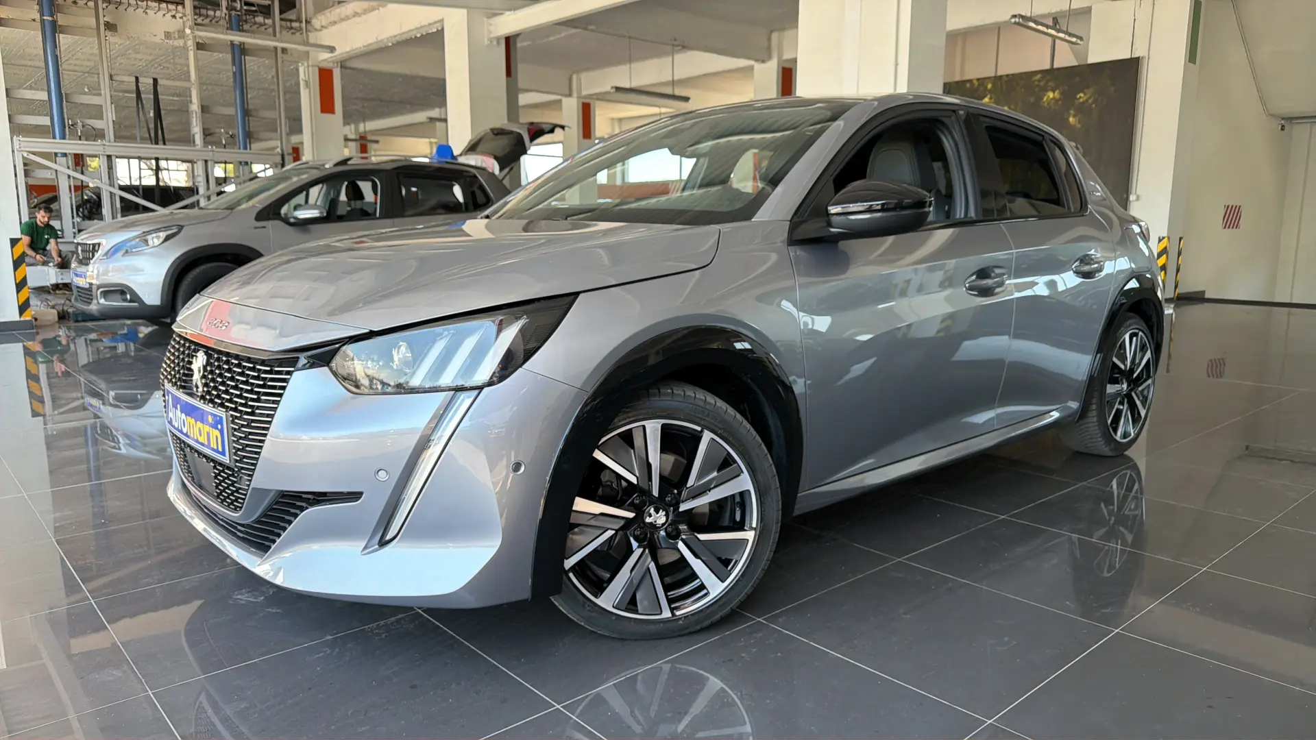 View 1 - Peugeot 208 - 2020