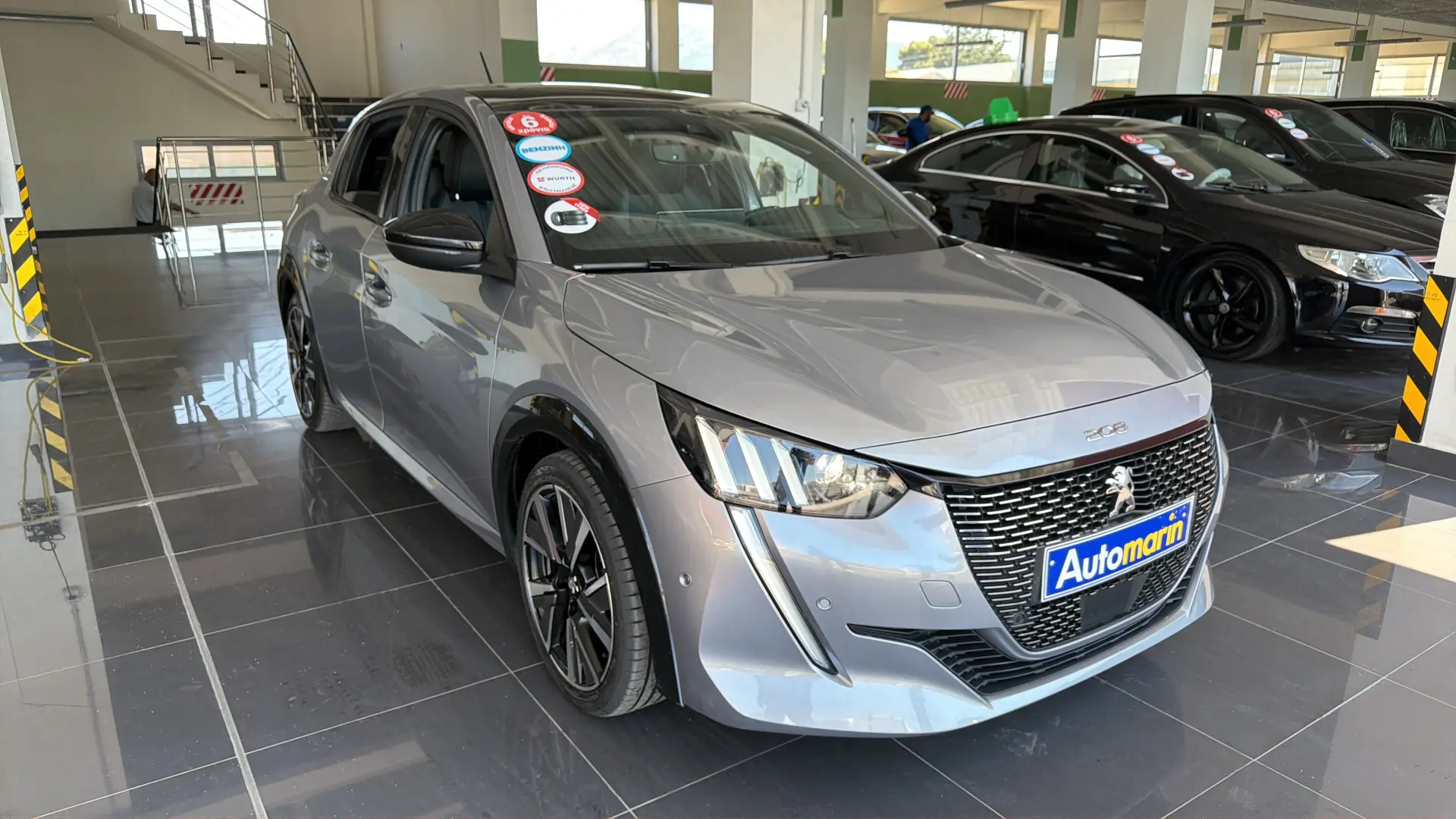 View 3 - Peugeot 208 - 2020