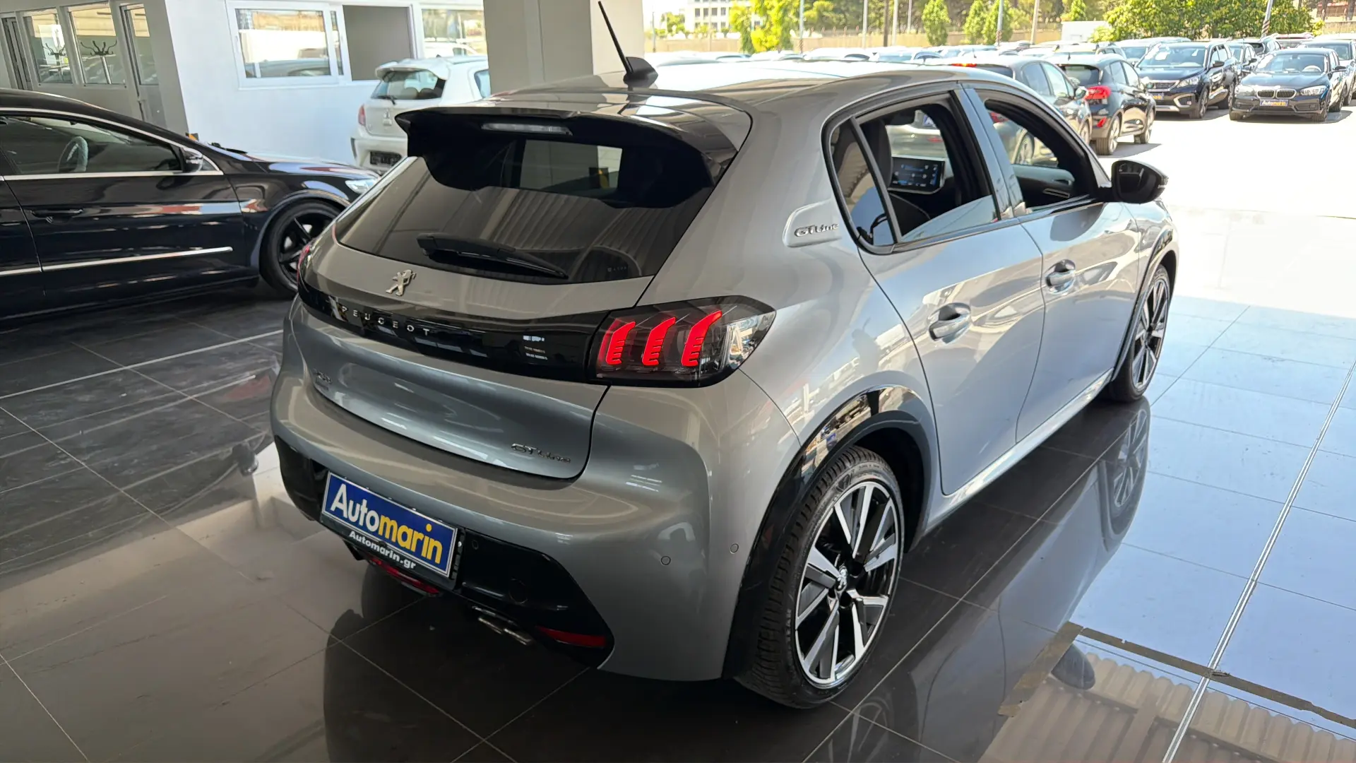 View 4 - Peugeot 208 - 2020